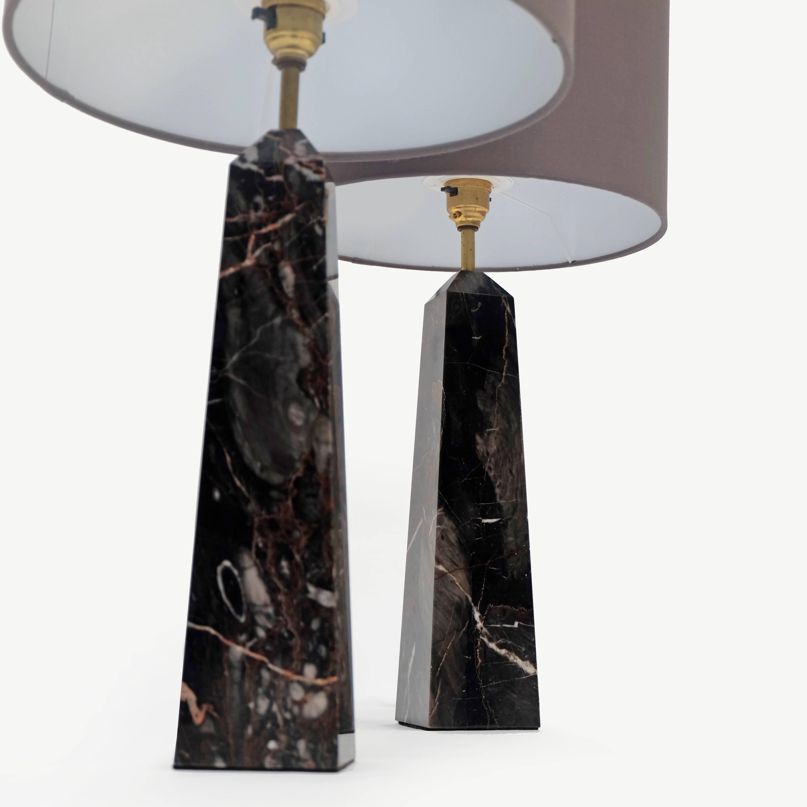 Hollywood Regency Pair of 1960s Black Portoro Marble Obelisk Italian Table Lamps