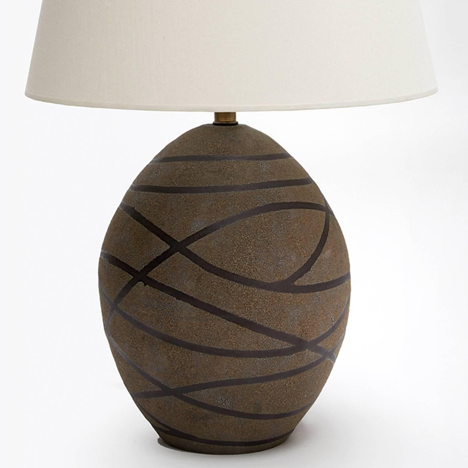 Arts and Crafts Black Stripes Ceramic Glazed Matte Texture Oval Table Lamp For Sale