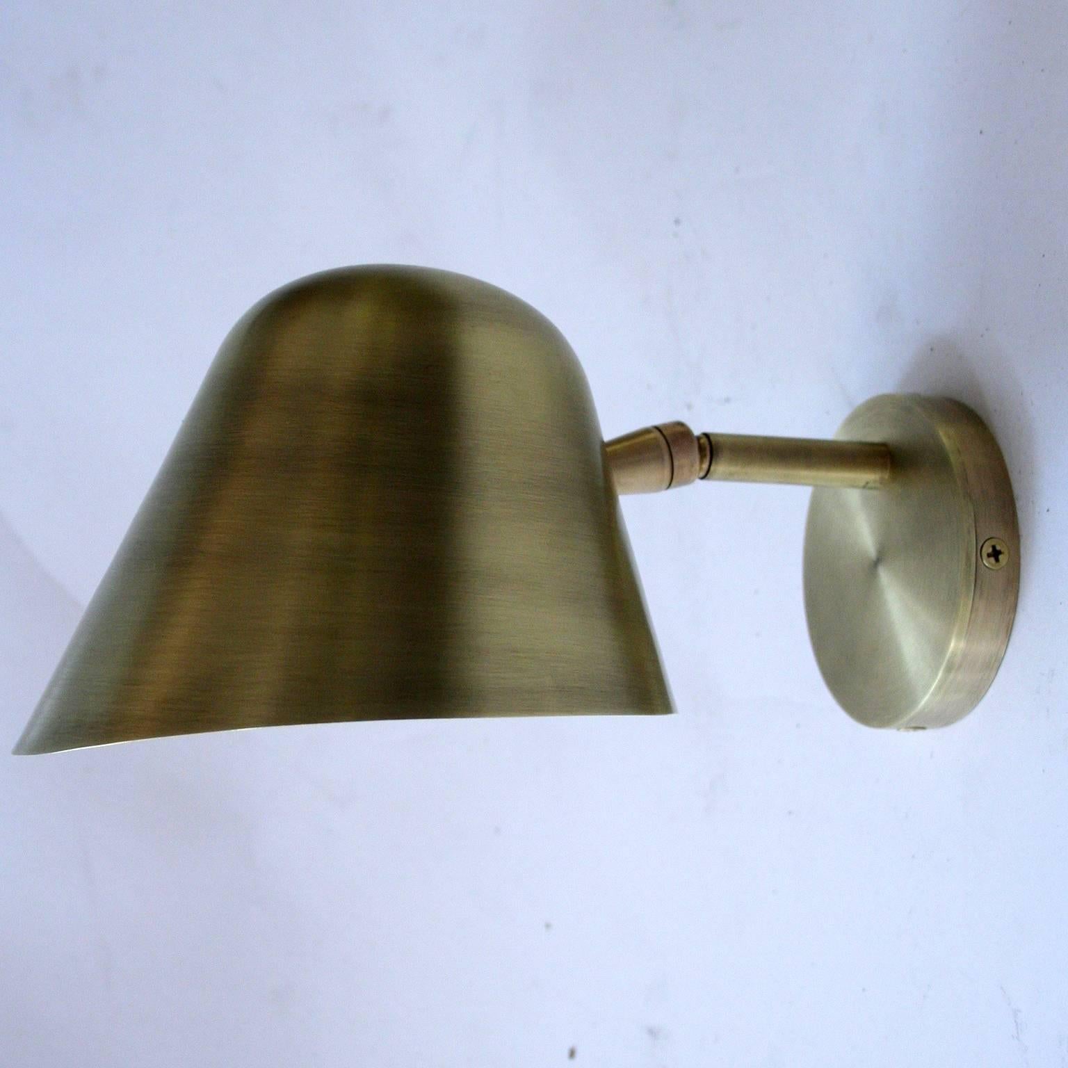 round brass sconce