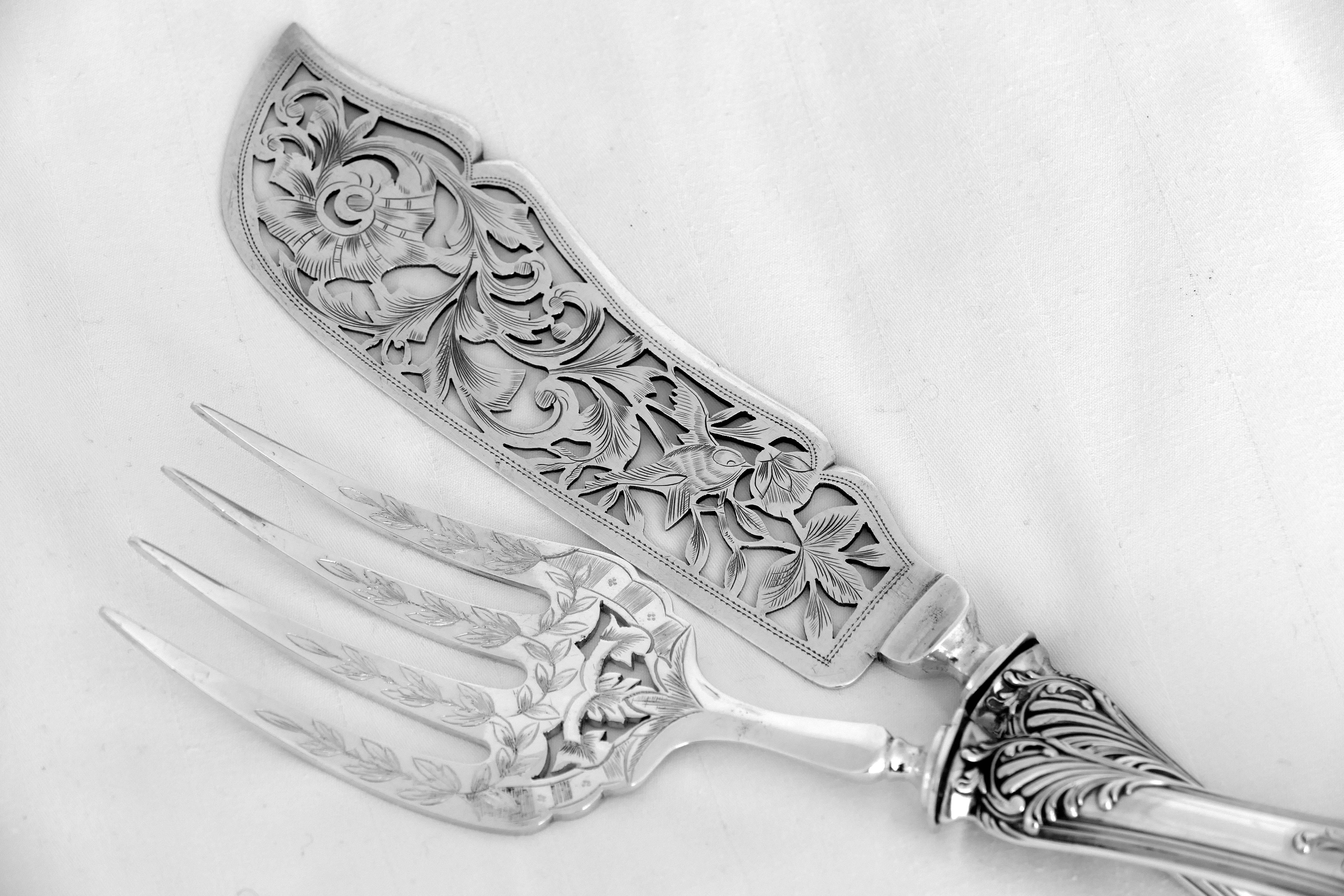 Puiforcat French Sterling Silver Fish Servers, Set of Two Pieces Rococo 3