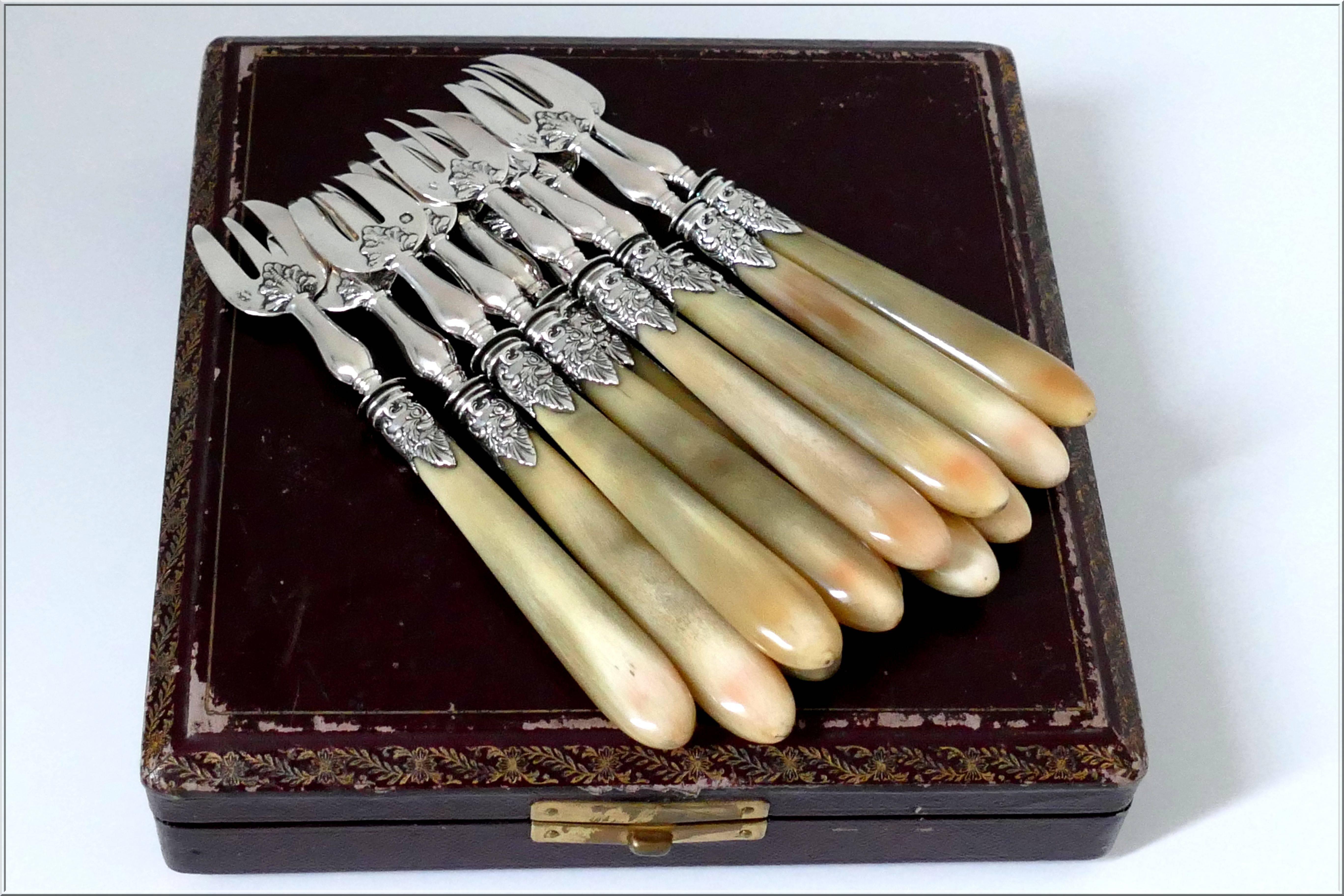 Soufflot French Sterling Silver Horn Oyster Forks Set of 12 Pieces, Original Box 2