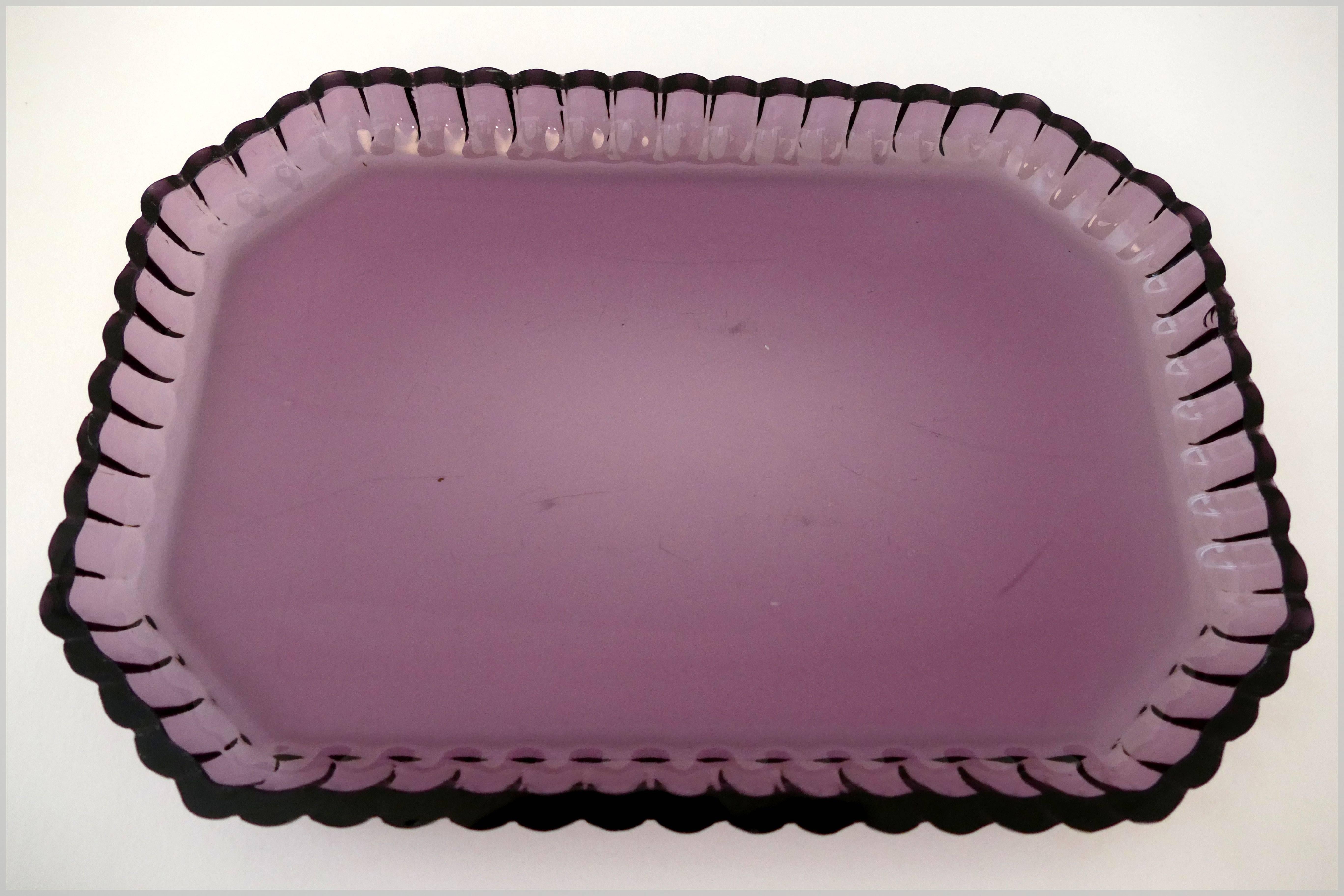1900s Saint Louis Amethyst Cut Crystal Liquor Set Decanters Cordials and Tray In Excellent Condition In TRIAIZE, PAYS DE LOIRE