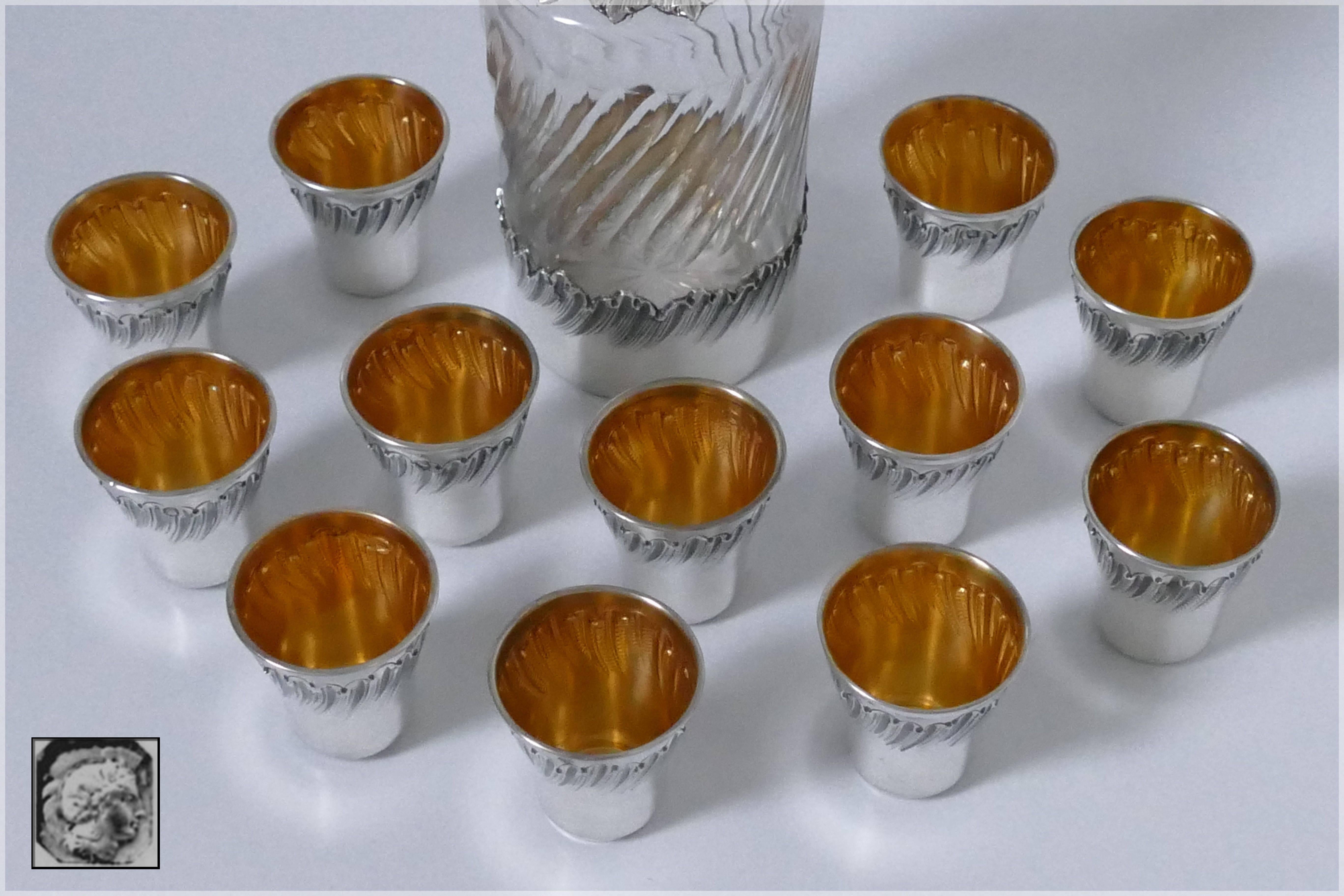 Rare French Sterling Silver 18-Karat Gold Liquor Cups and Decanter, Original Box In Excellent Condition In TRIAIZE, PAYS DE LOIRE