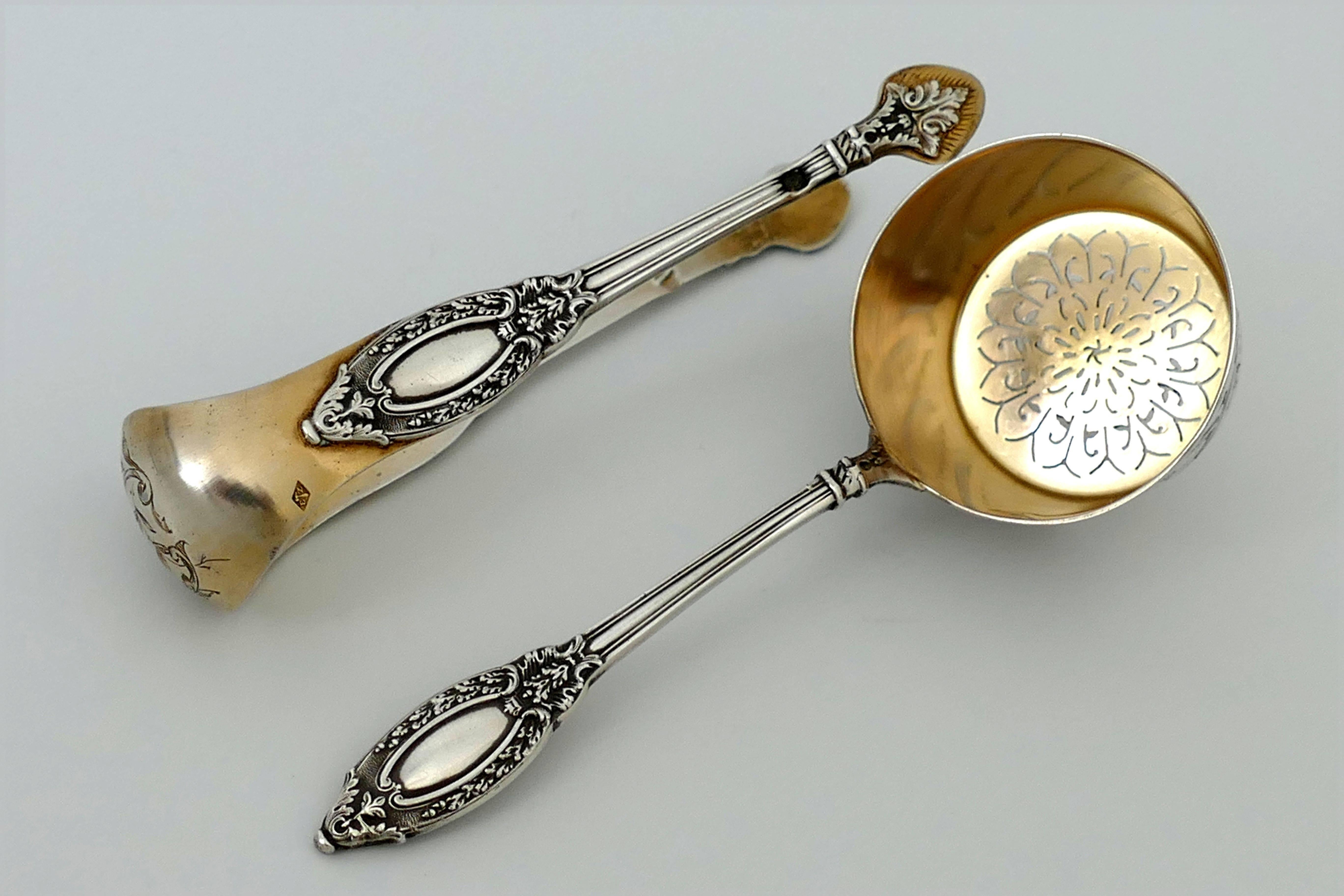 French Sterling Silver 18-Karat Gold Tea Service Tea Spoons Strainer Sugar Tong In Good Condition For Sale In TRIAIZE, PAYS DE LOIRE