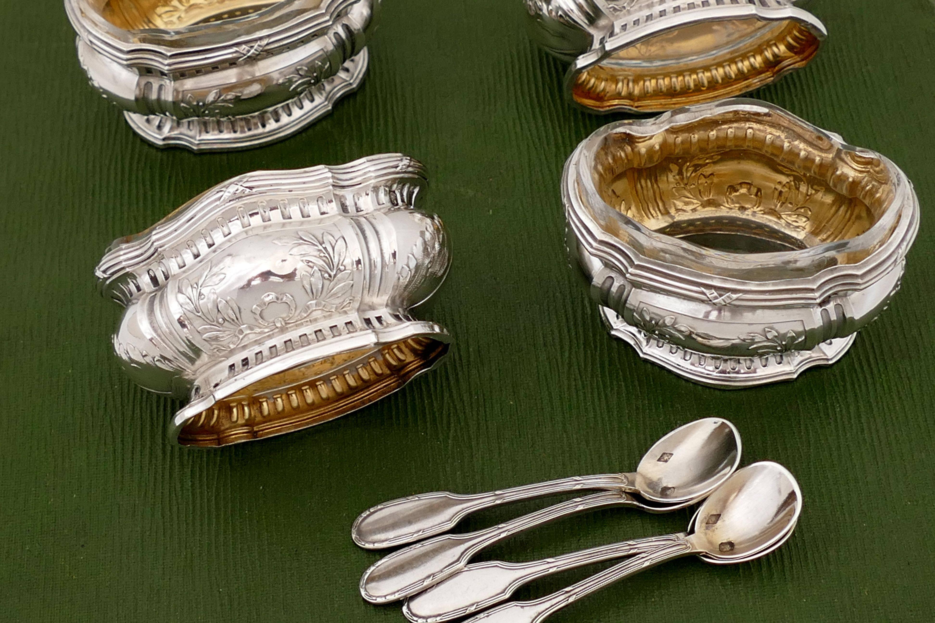 Compere French Sterling Silver 18 Karat Gold Four Salt Cellars, Spoons, Box For Sale 2