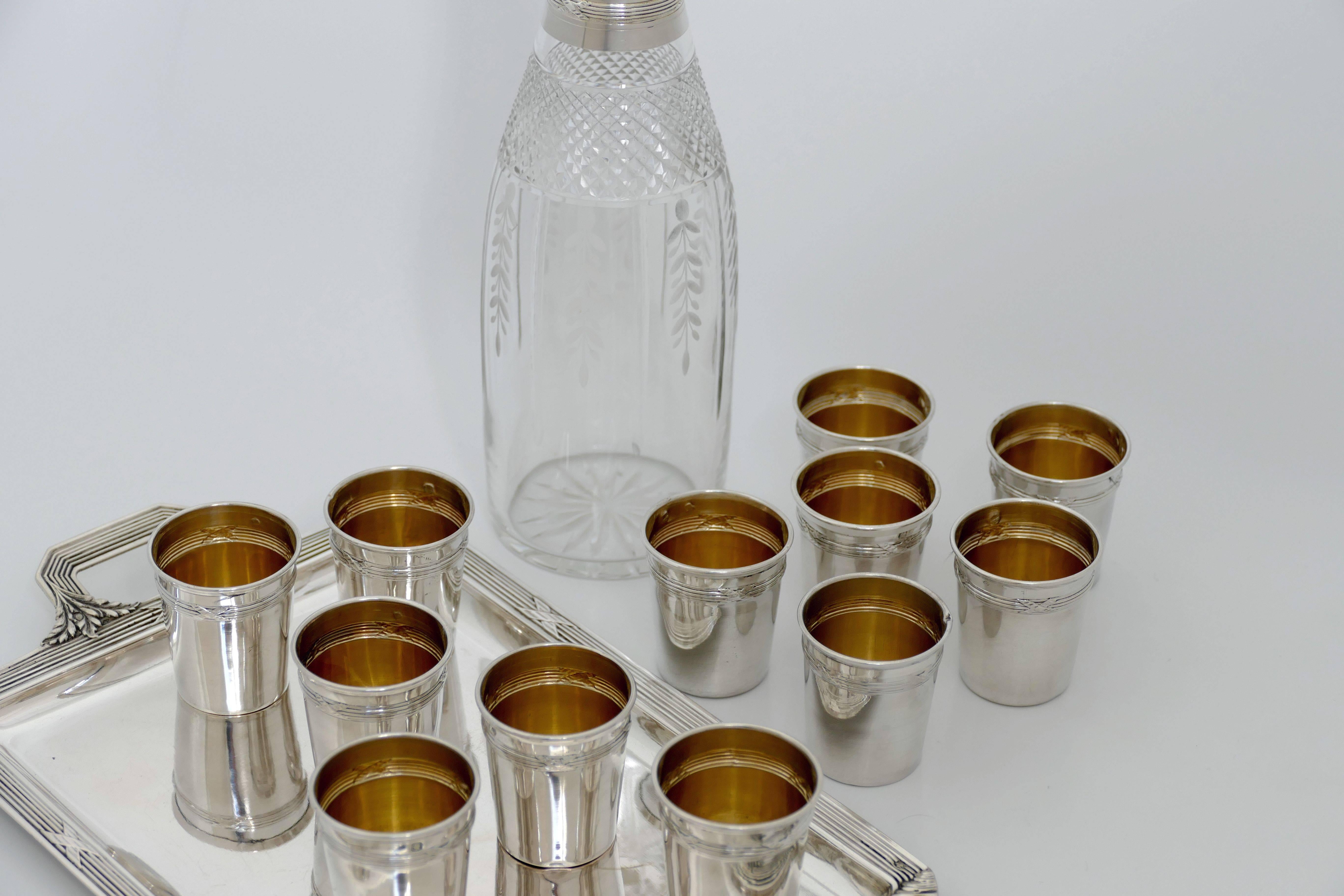 Debain French Sterling Silver Liquor Cups, Tray and Crystal Decanter, Ribbons In Good Condition For Sale In TRIAIZE, PAYS DE LOIRE
