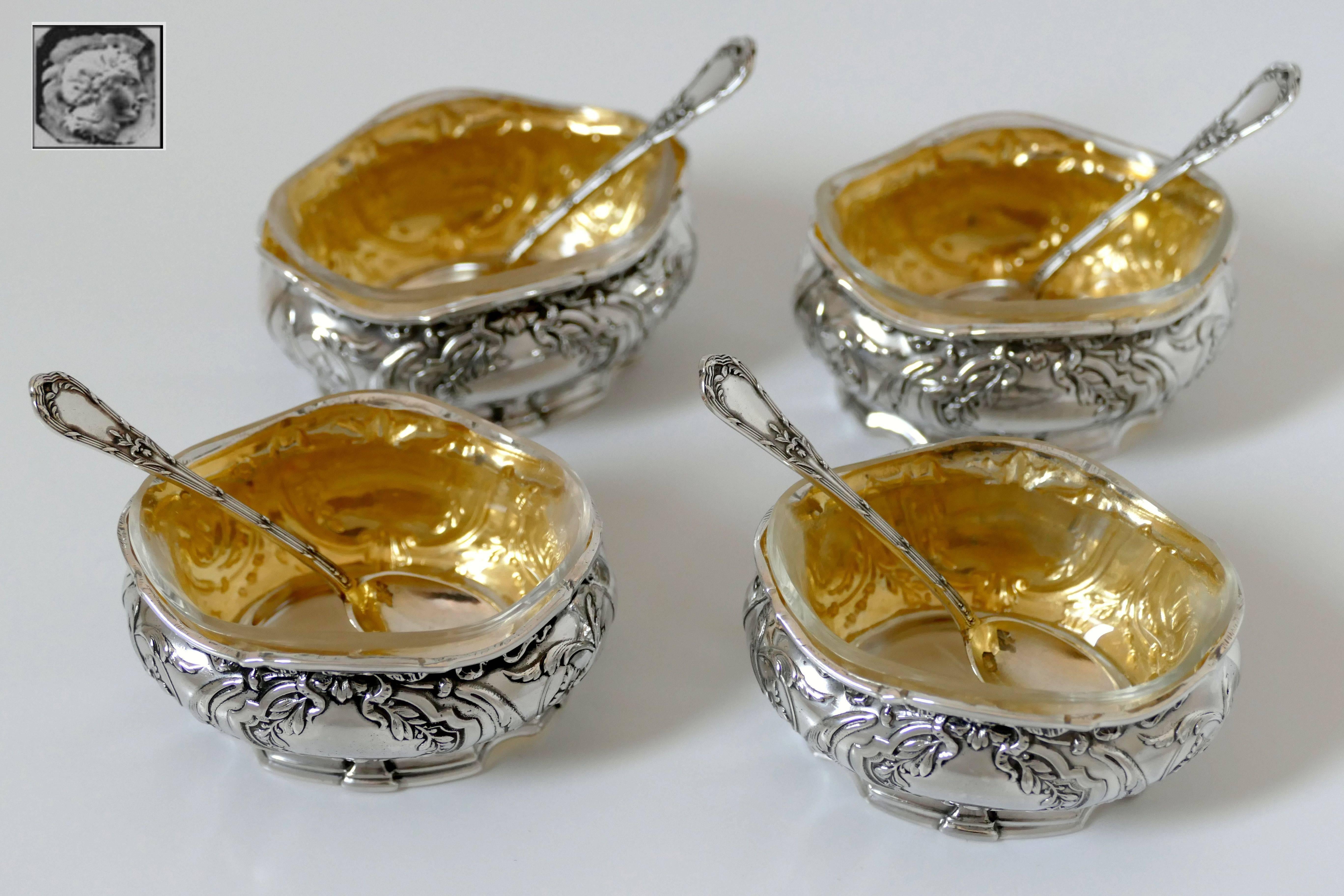 Neoclassical Coignet French Sterling Silver 18-Karat Gold Four Salt Cellars, Spoons and Box For Sale