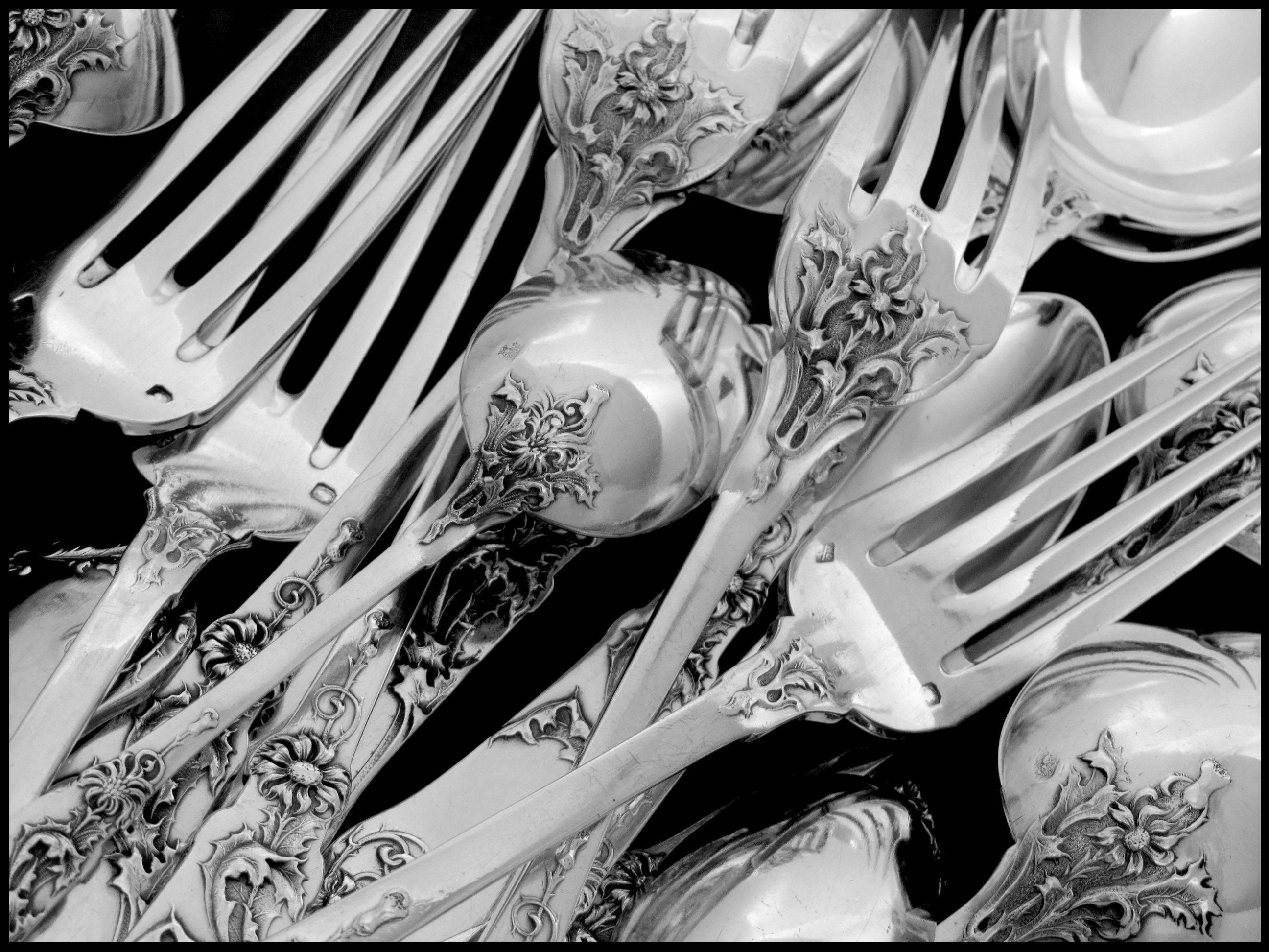 Coignet French Sterling Silver Dinner Flatware Set 18 Pieces Art Nouveau In Good Condition For Sale In TRIAIZE, PAYS DE LOIRE
