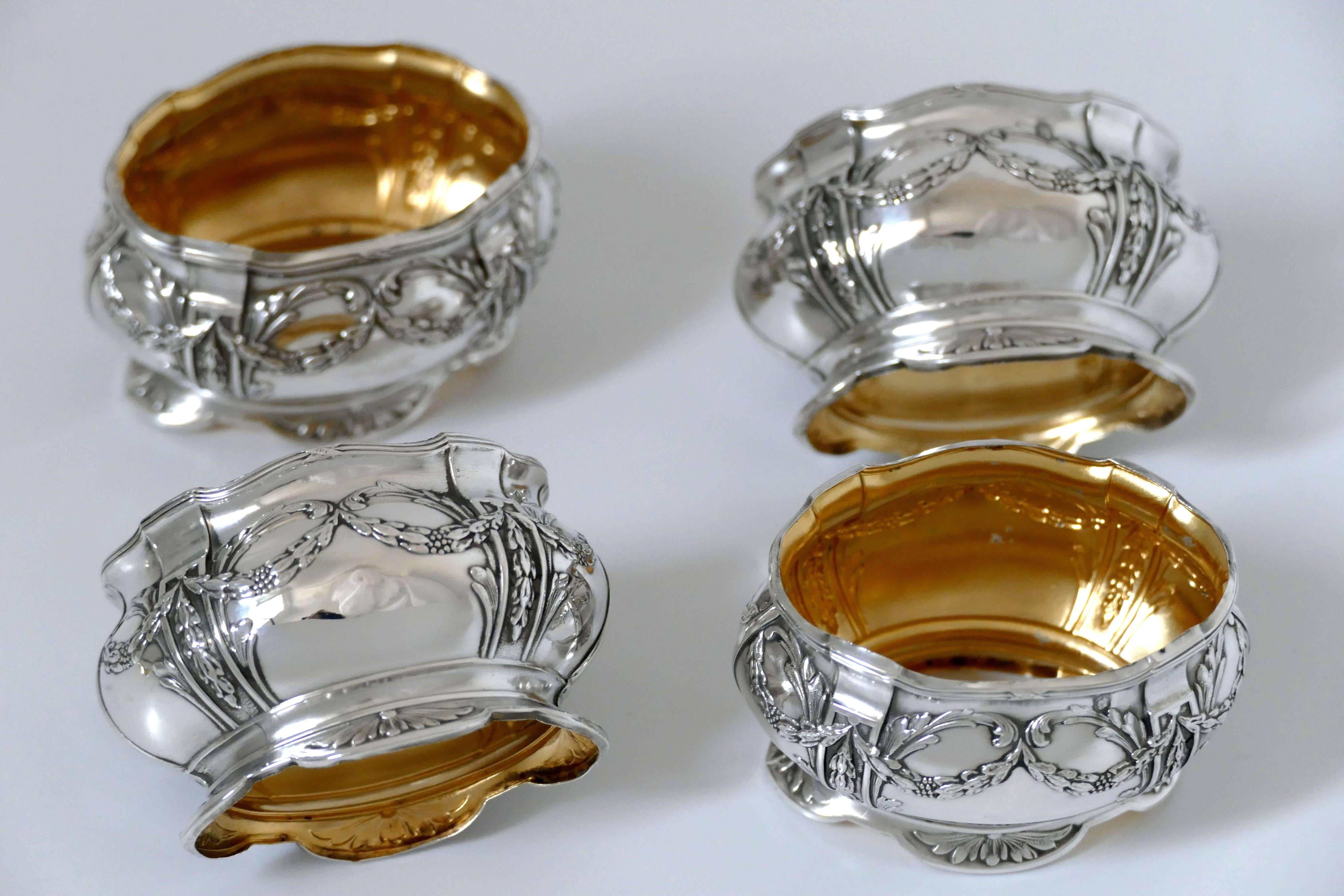 Collet French Sterling Silver 18-Karat Gold Four Salt Cellars, Spoons, Box In Good Condition For Sale In TRIAIZE, PAYS DE LOIRE