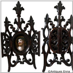 19th Century French Carved Wood Oratory Reliquary Hand-Painted Porcelain Christ