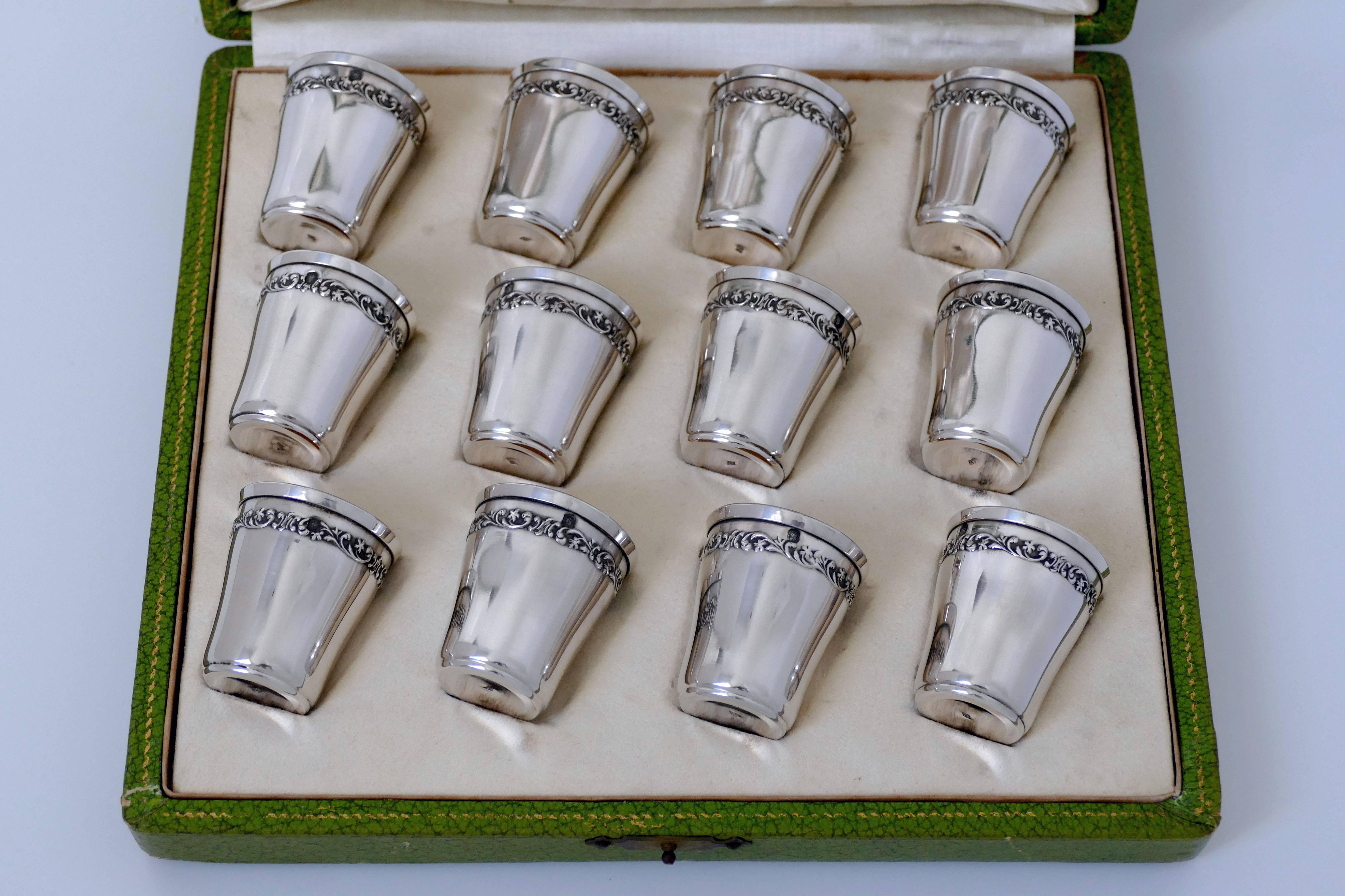 Antique French Sterling Silver 18-Karat Gold Liquor Cups 12 Pieces, Original Box For Sale 2