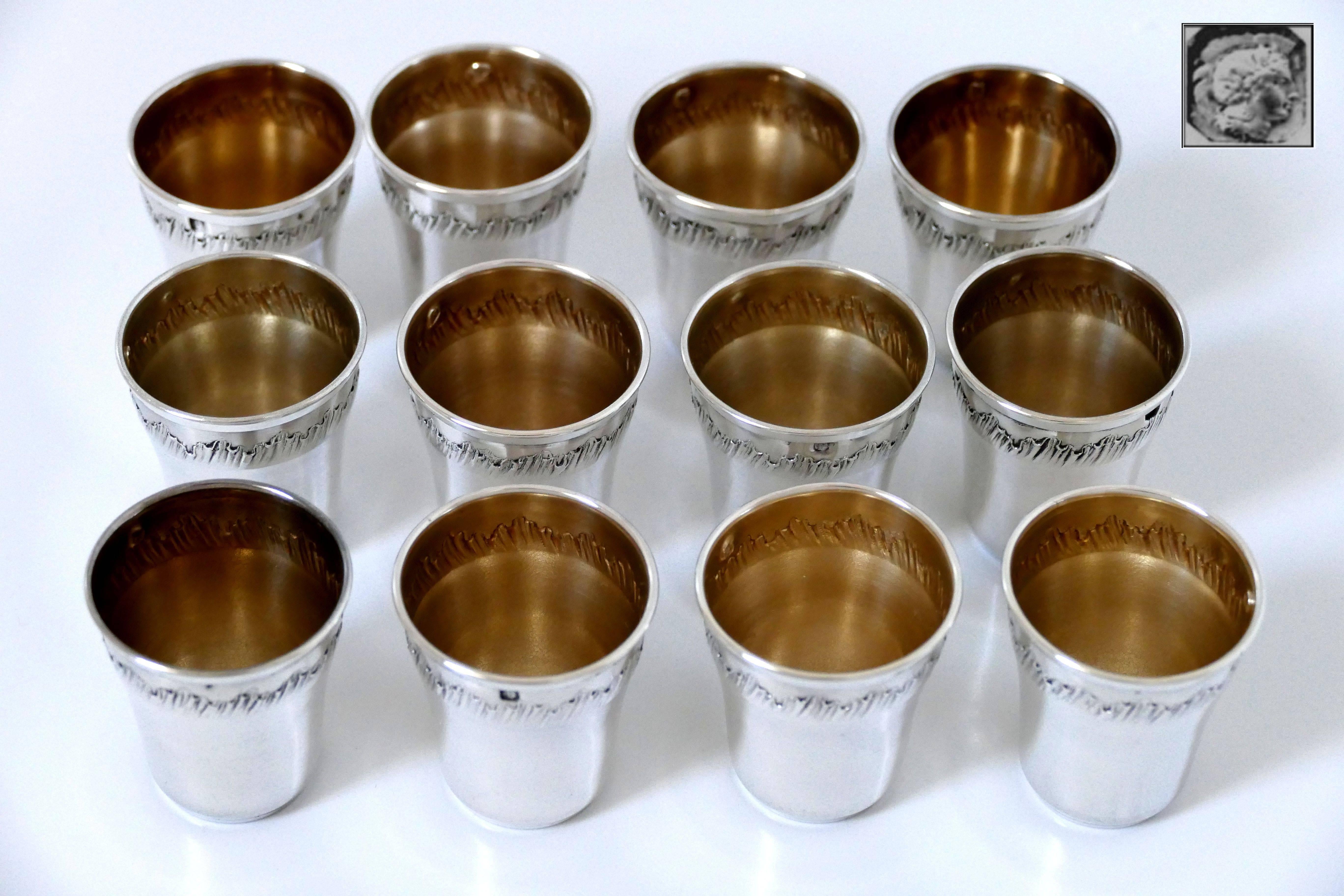 Gruyer French Sterling Silver Liquor Cups 12 Pieces, Original Box, Rococo In Excellent Condition In TRIAIZE, PAYS DE LOIRE