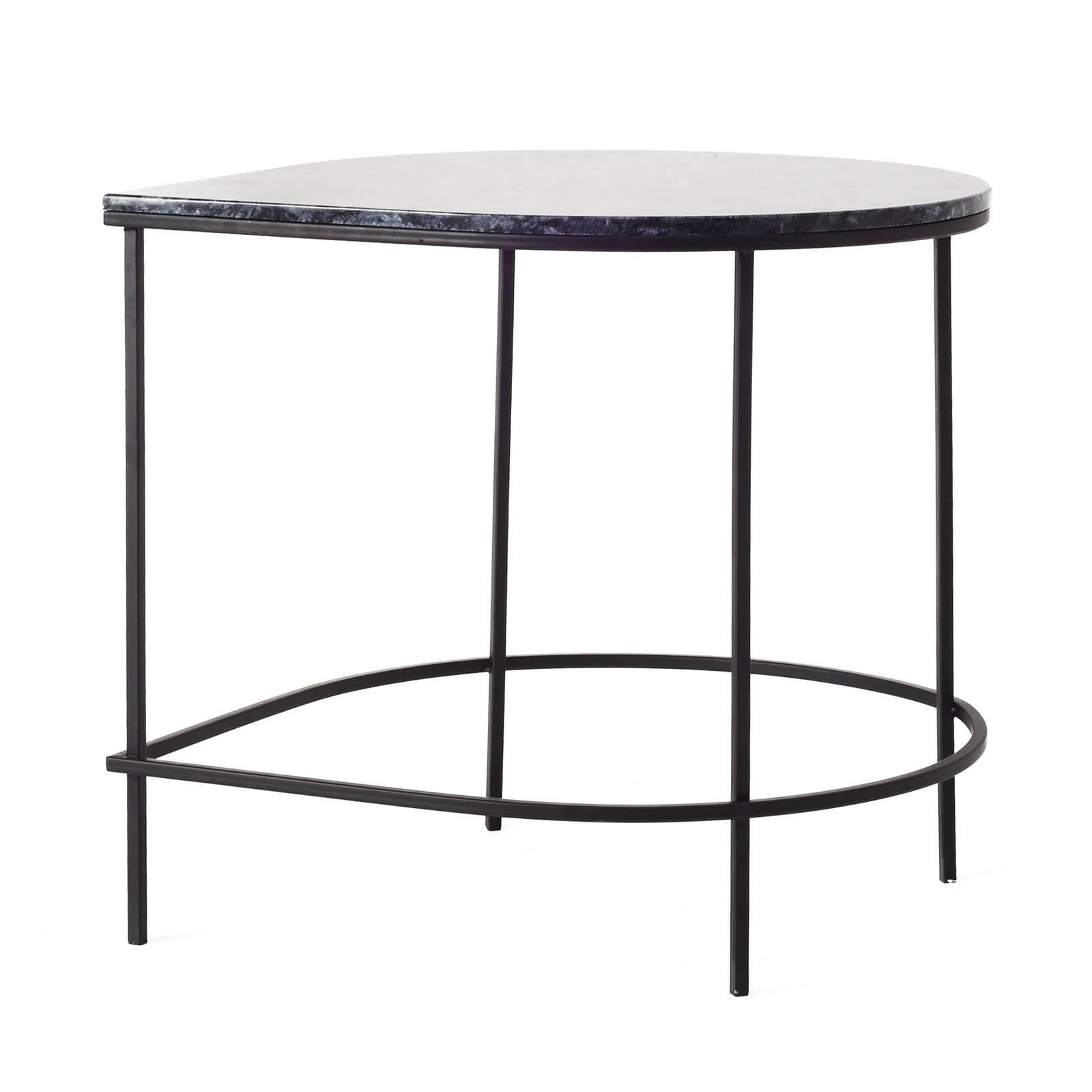 Stila is all about simple elegance and luxury materials. Marble makes everything better.

Use separately as side tables, or together as a clover-shaped coffee table. Price is per side table.

Measures: Single table: 23.5" L x 19" W x