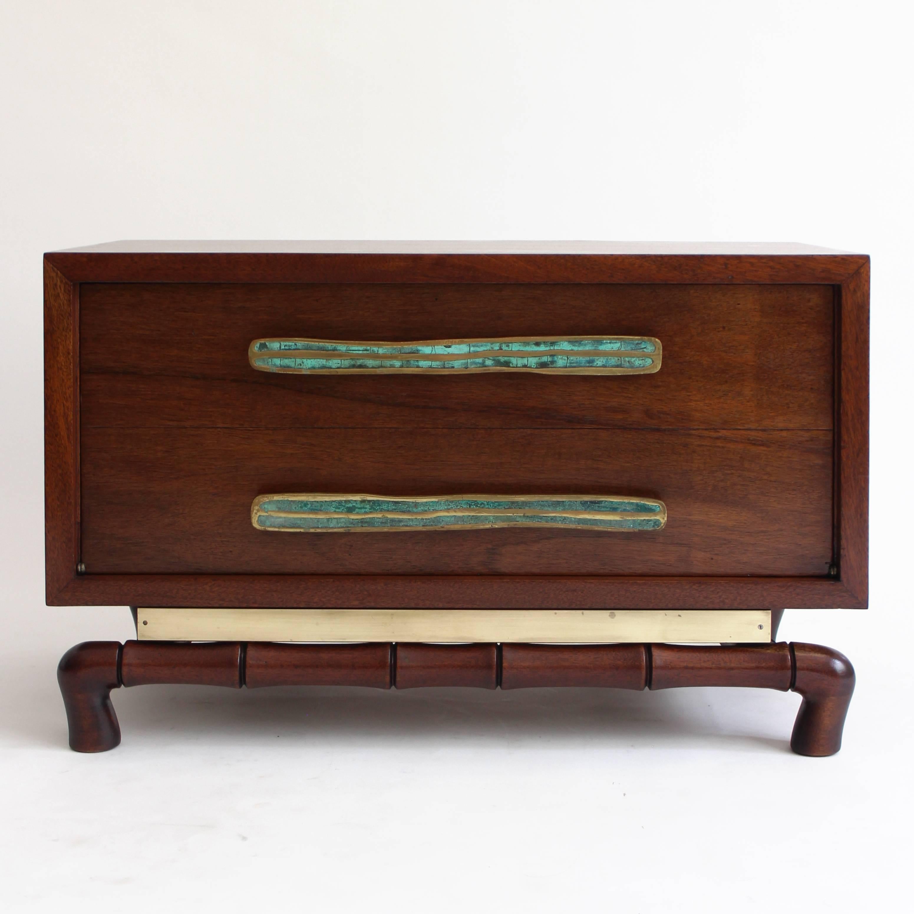 Mexican Pair of Frank Kyle Nightstands, pulls manufactured by Pepe Mendoza, circa 1958 For Sale