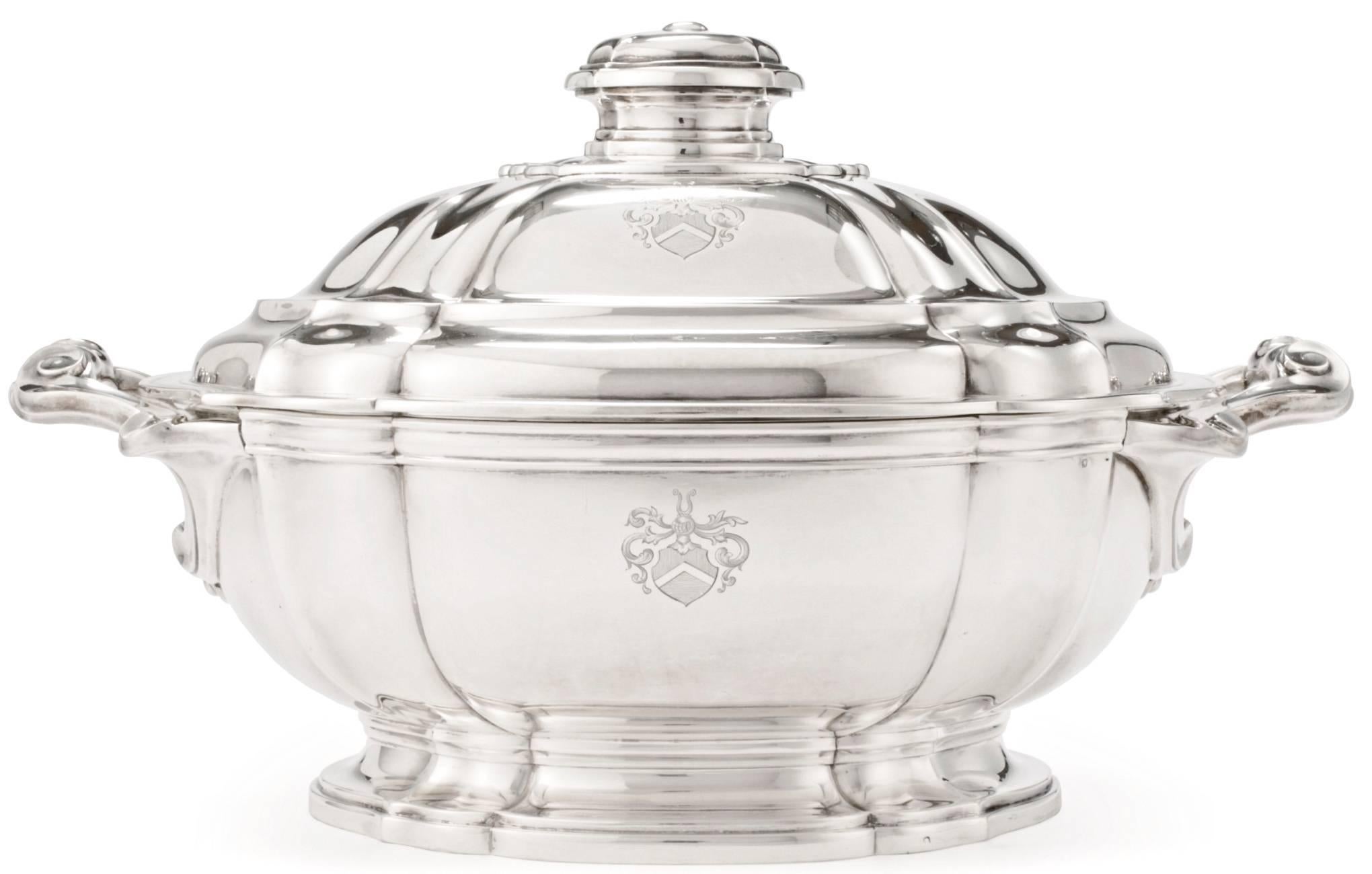 French, Sterling Silver, Oval Tureen and Cover Tetard Freres, Paris In Excellent Condition In New York, NY