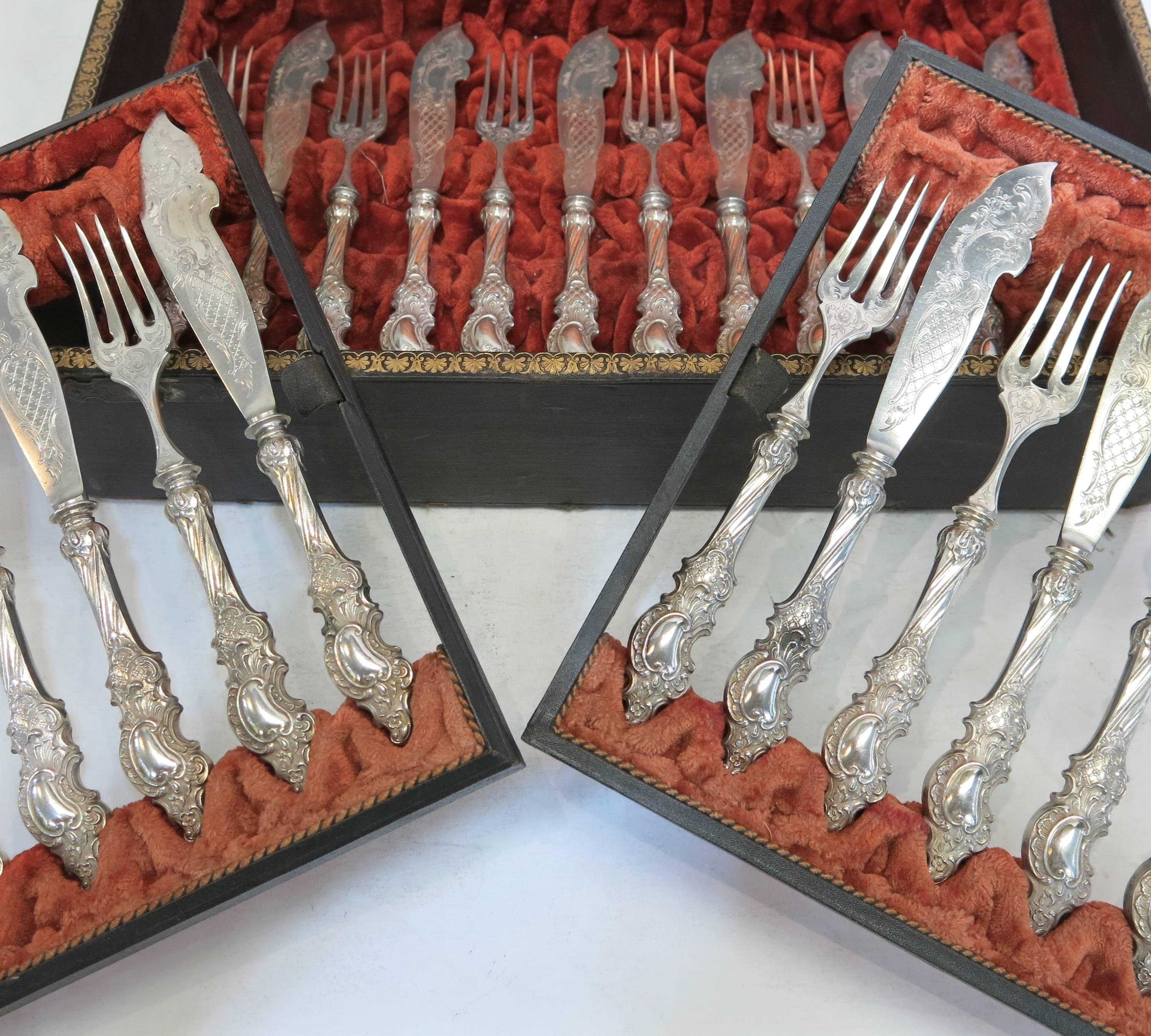 Art Nouveau Antique German Silver Fish Set, for 18 People. 36 Pieces in Original Fitted Case