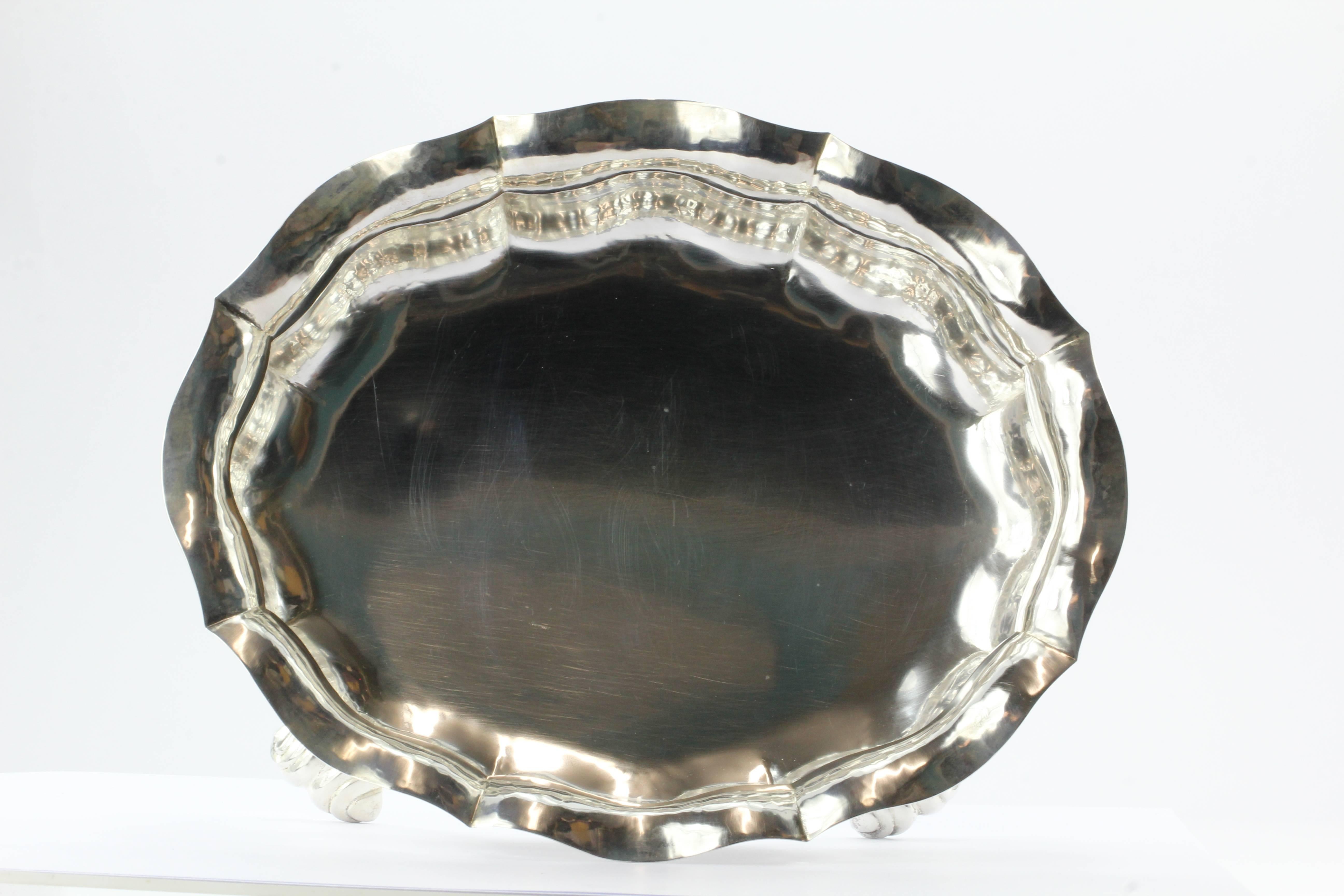 Buccellati sterling silver handcrafted Italian fluted bowl. The piece is in excellent estate condition and ready to wear. The piece is signed on the bottom 