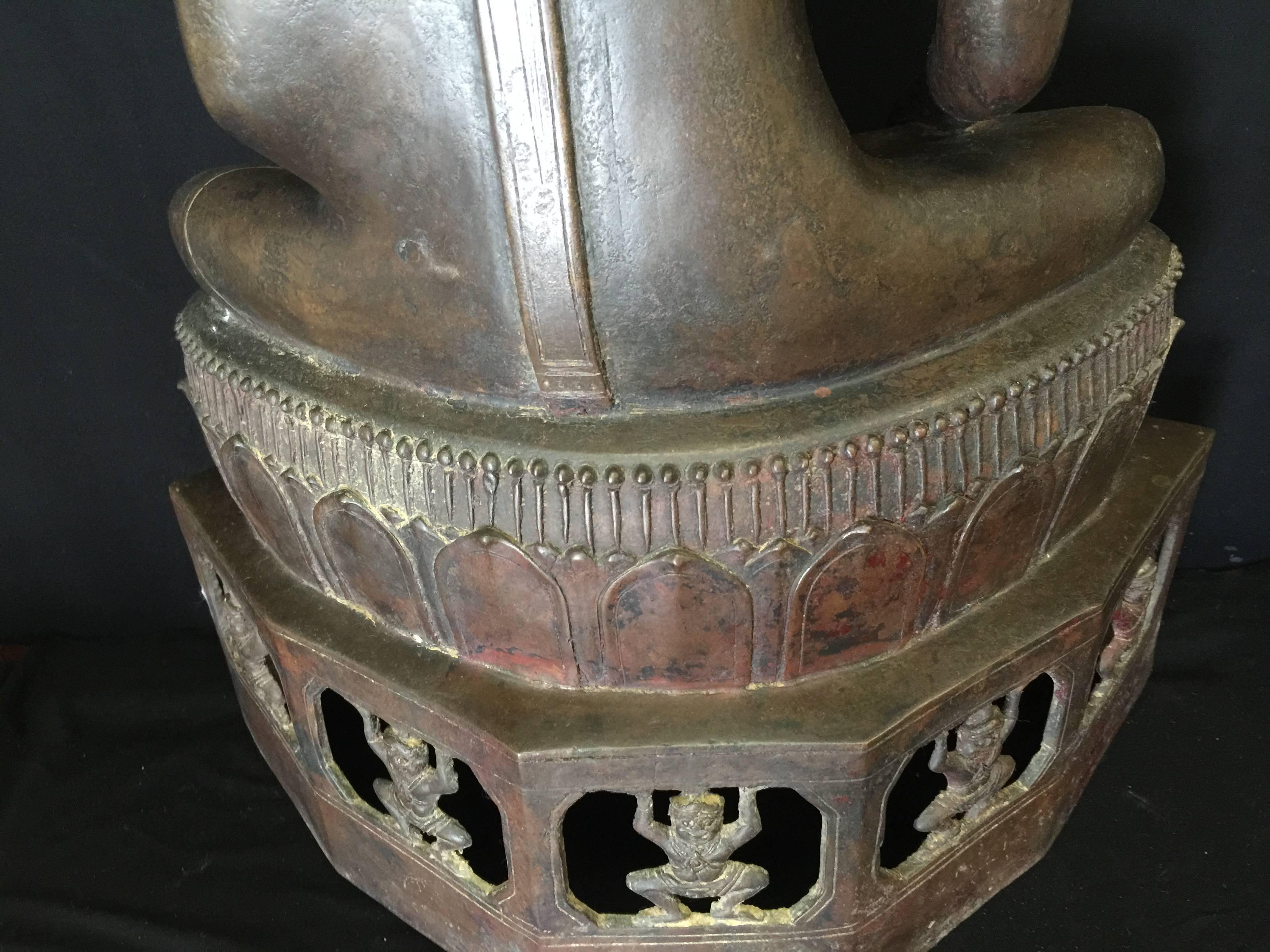 Bronze Laos Buddha, 18th Century For Sale 4