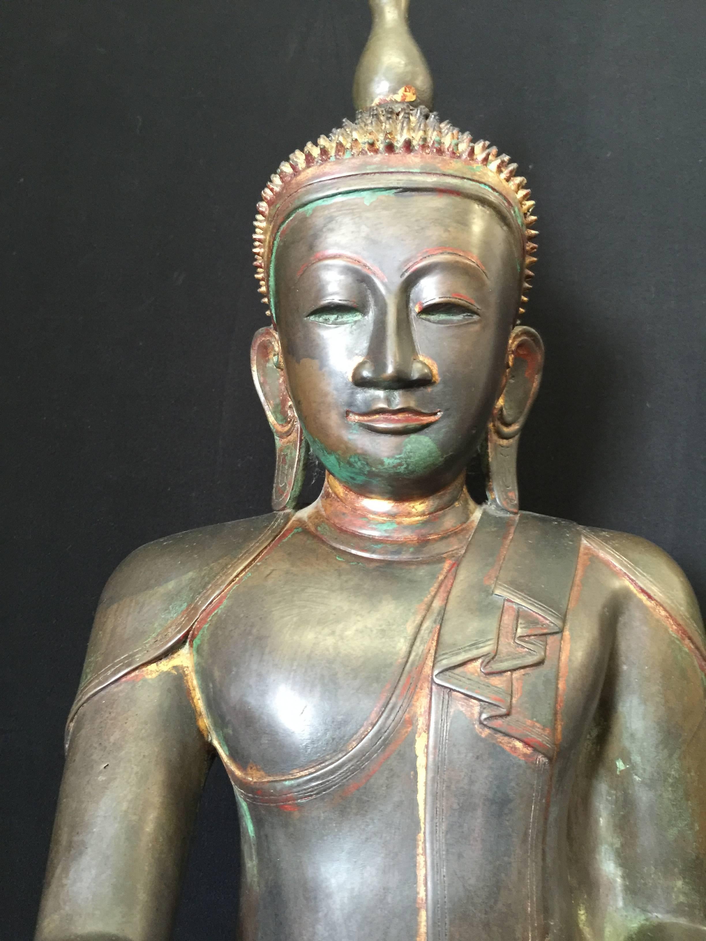 Superb Burmese Buddha, 18th Century In Excellent Condition For Sale In Odense SV, DK