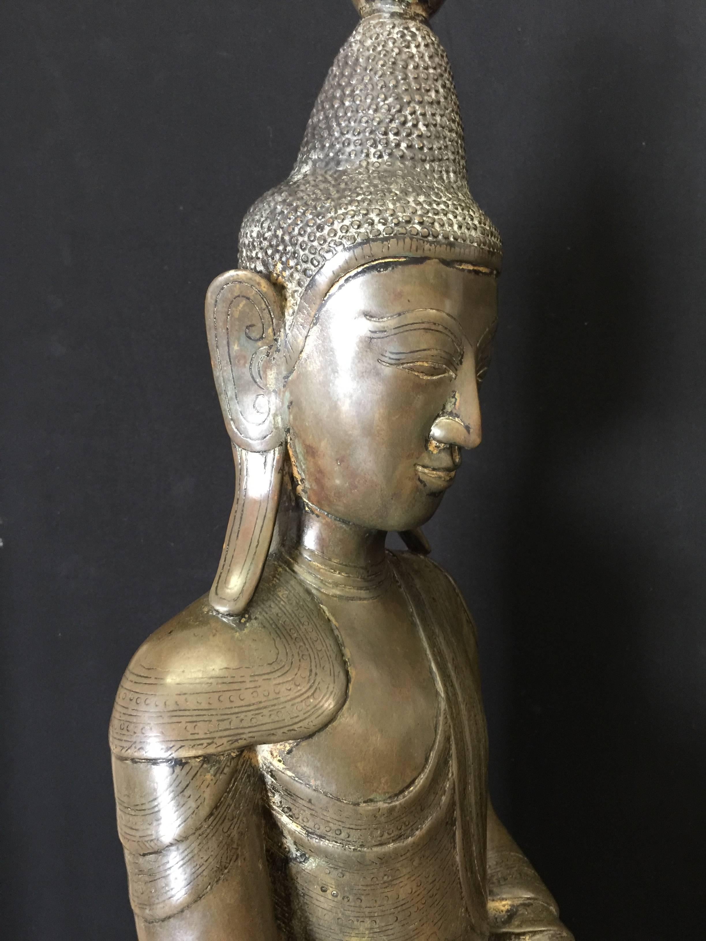 Large Bronze Buddha, 17th-18th Century 1