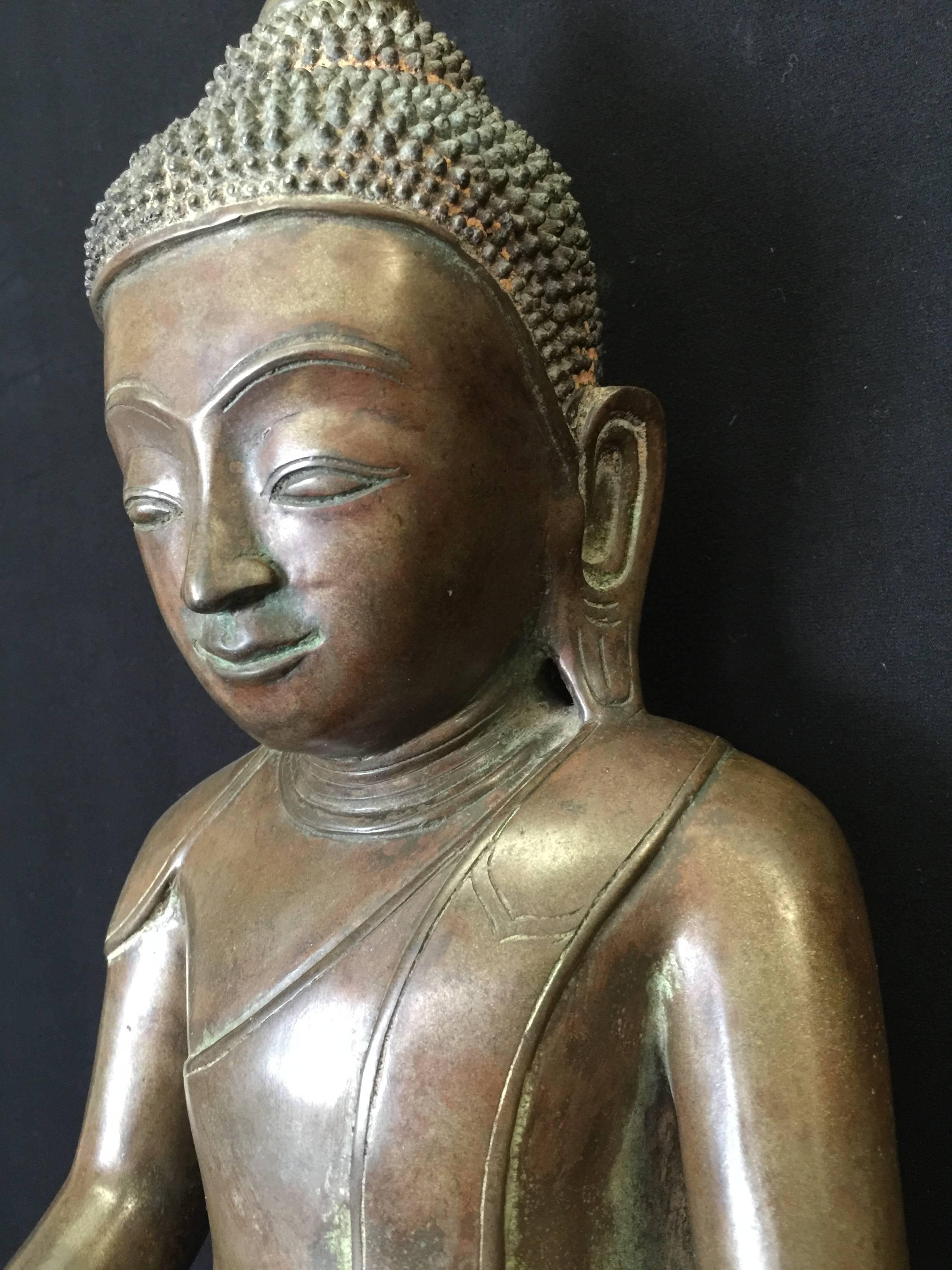 Hand-Crafted 19th Century Bronze Buddha For Sale