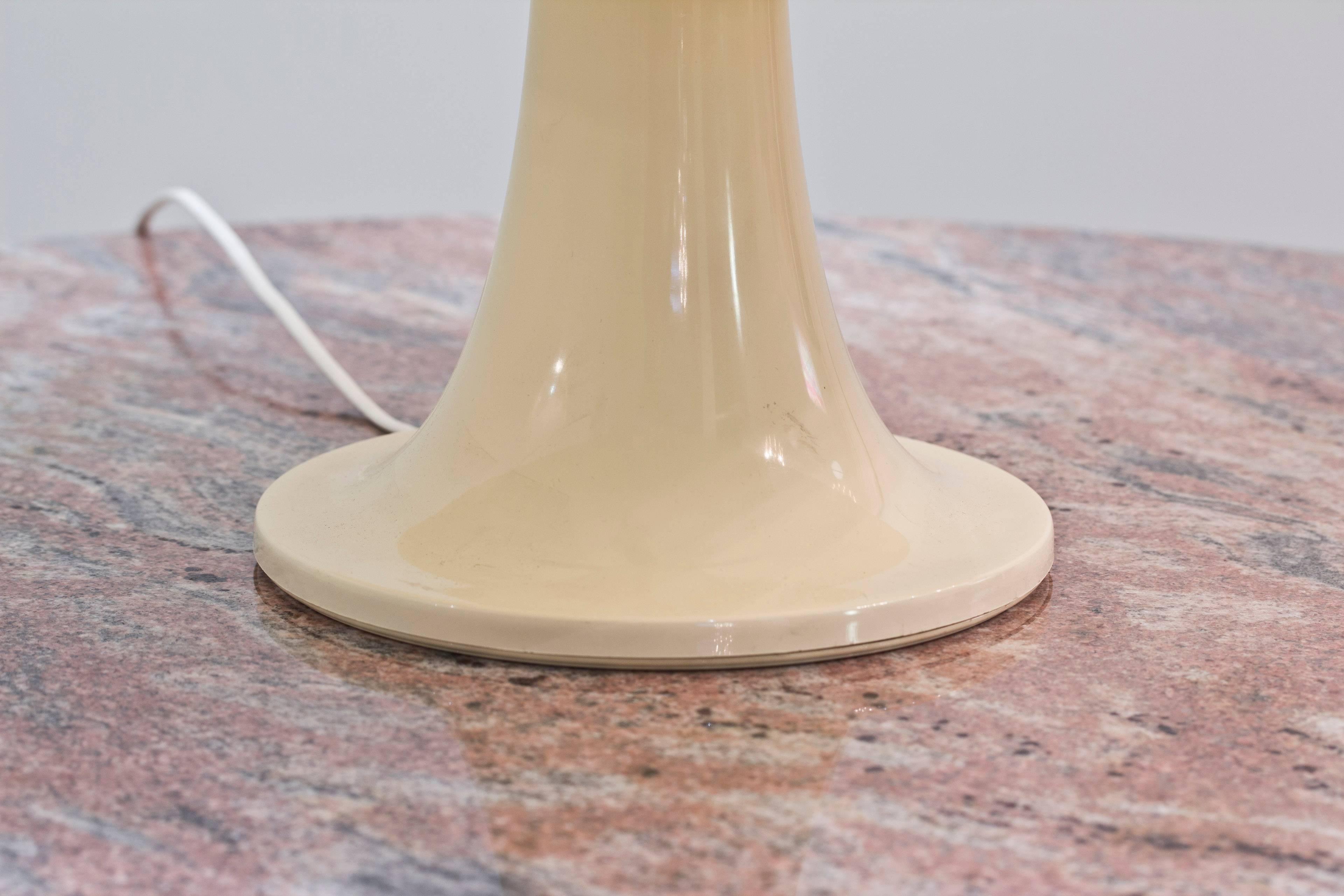 Mid-Century Modern 'Nesso' Table Lamp by Giancarlo Mattioli