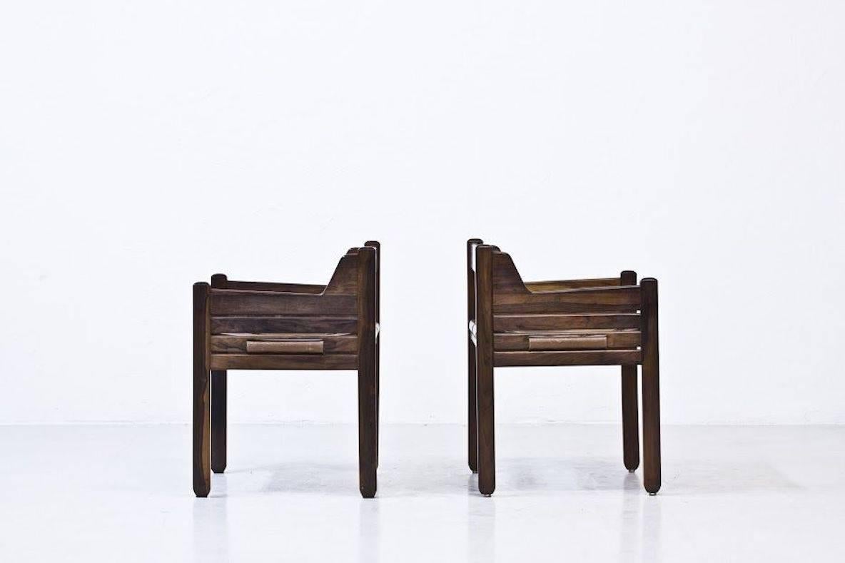 Great chairs in rio rosewood with great graining and beautiful leather by Jean Gillon.