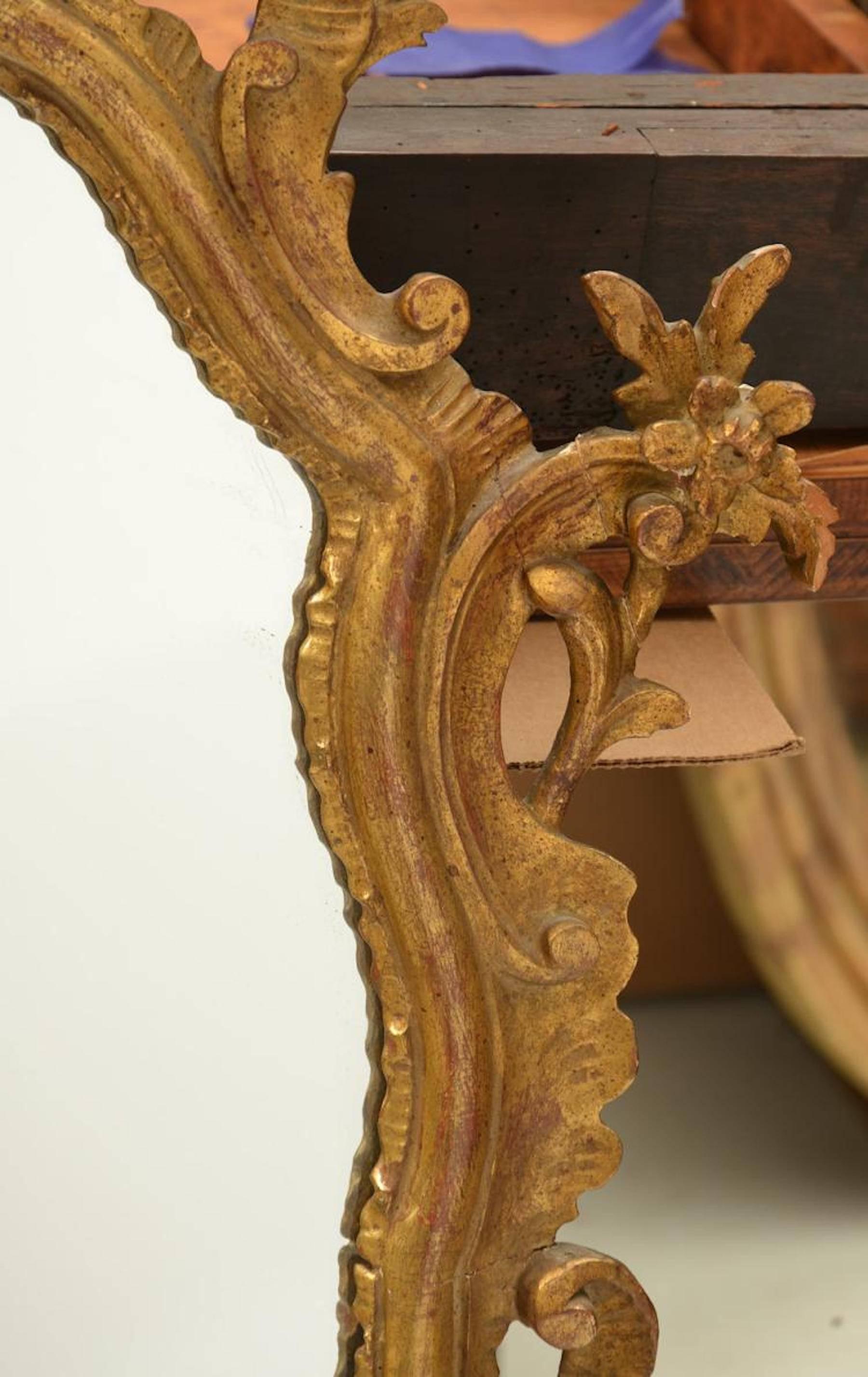  Italian 18th Century Style Carved Giltwood Mirror In Good Condition In Atlanta, GA