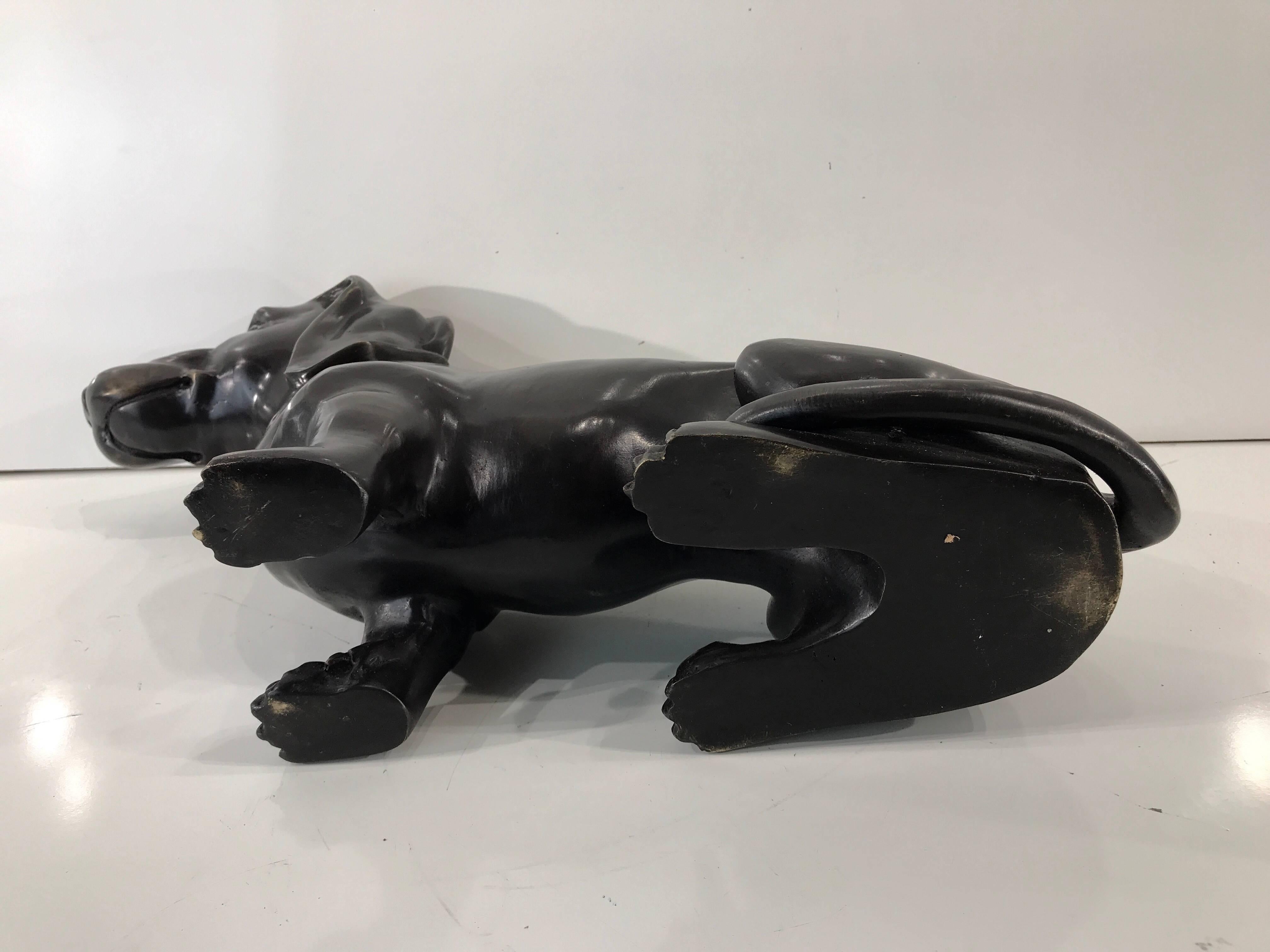 Midcentury Bronze Figure of a Seated Dachshund 4