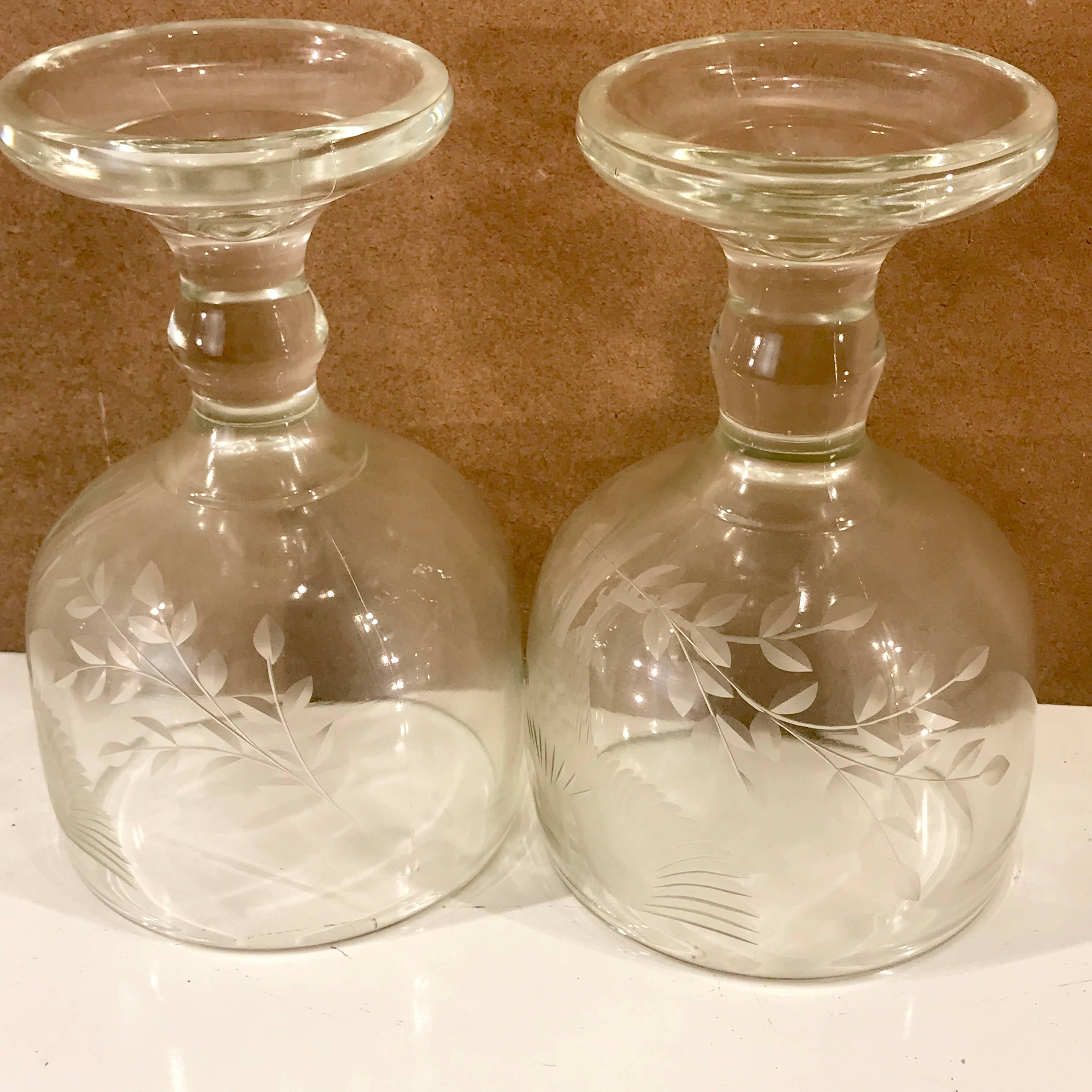American Classical Large Pair of Centennial American Eagle Motif Engraved Glass Goblets