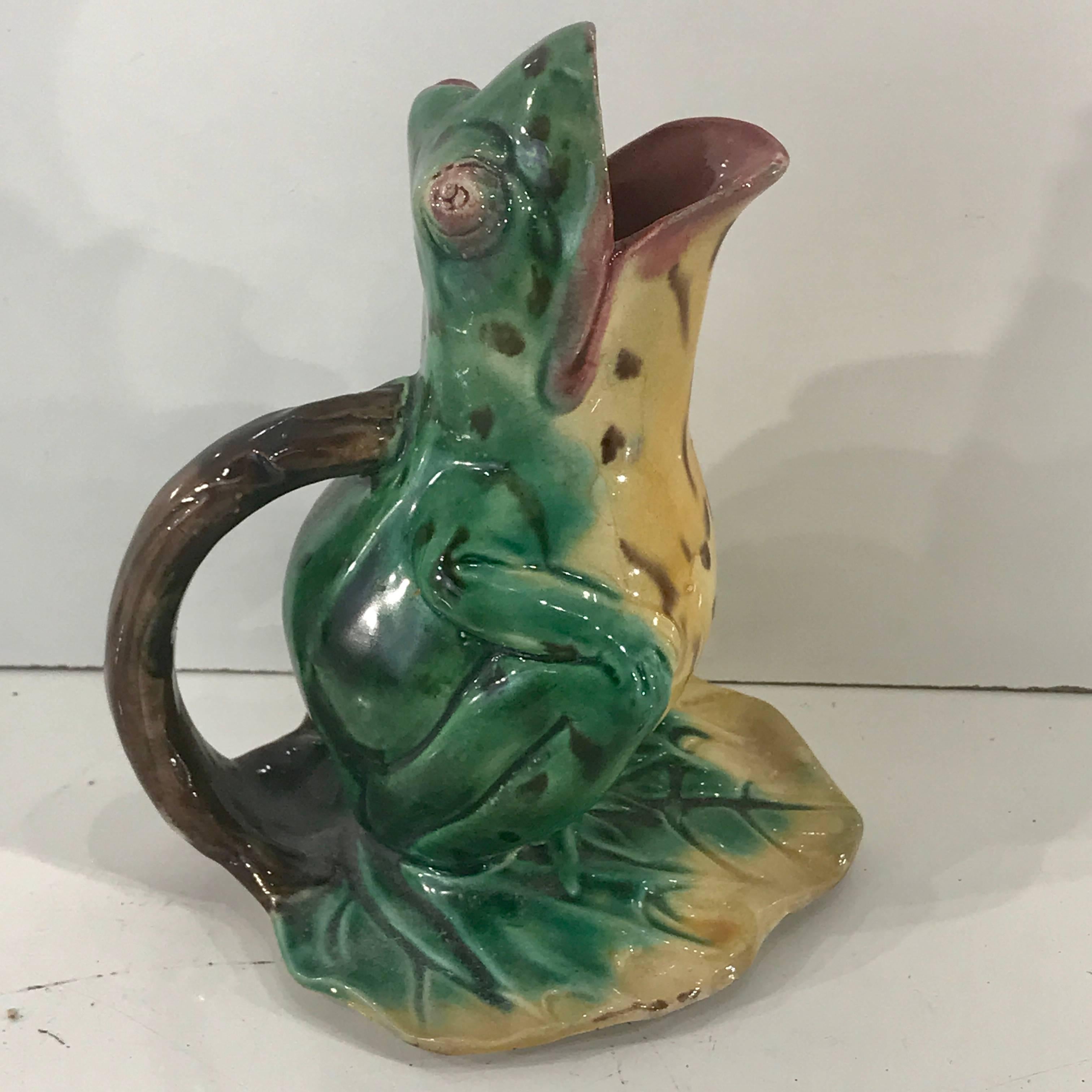 19th century English Majolica Frog Pitcher by Edward Steele In Good Condition In Atlanta, GA