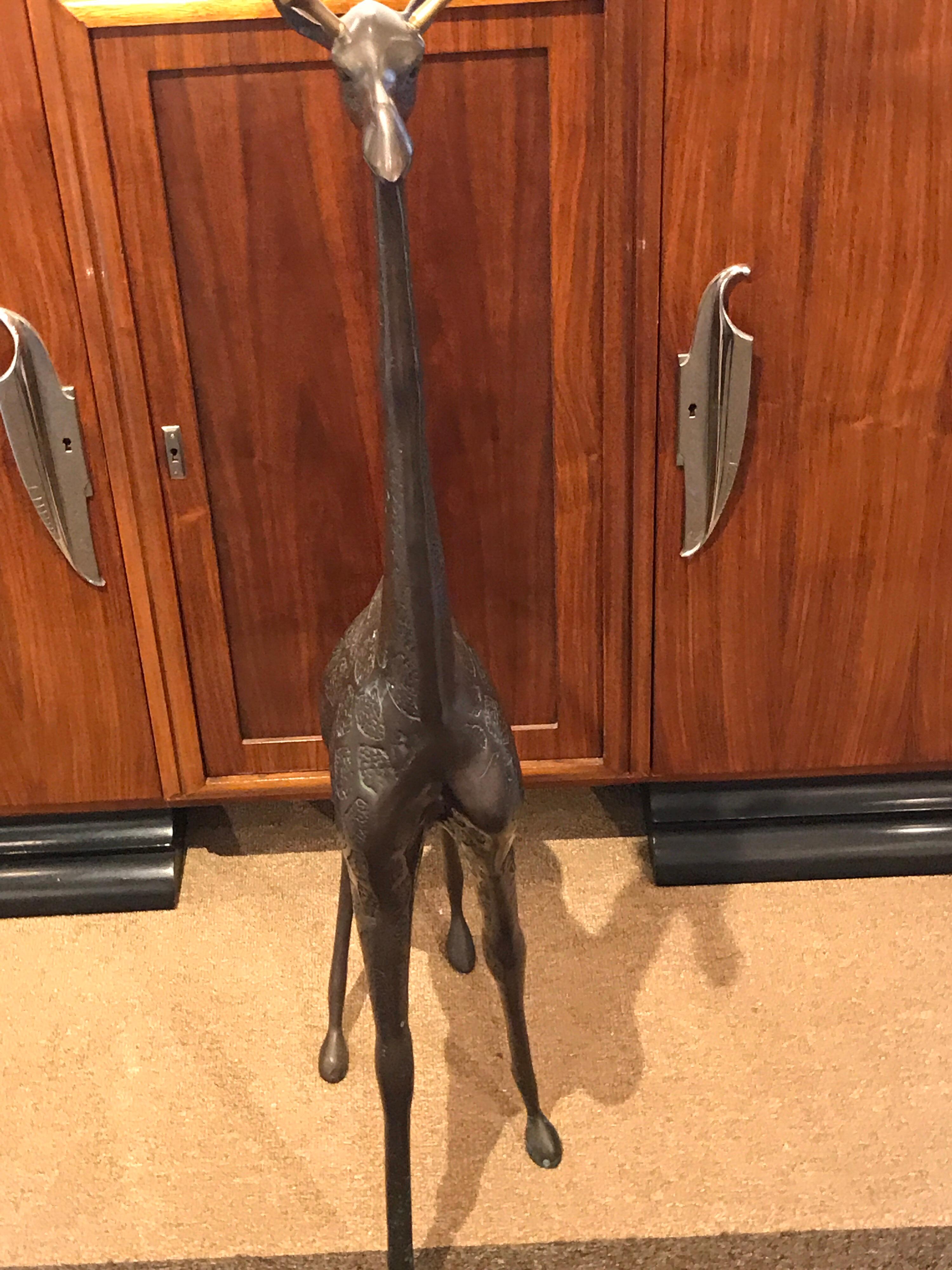 Midcentury Bronze Sculpture of a Giraffe For Sale 1