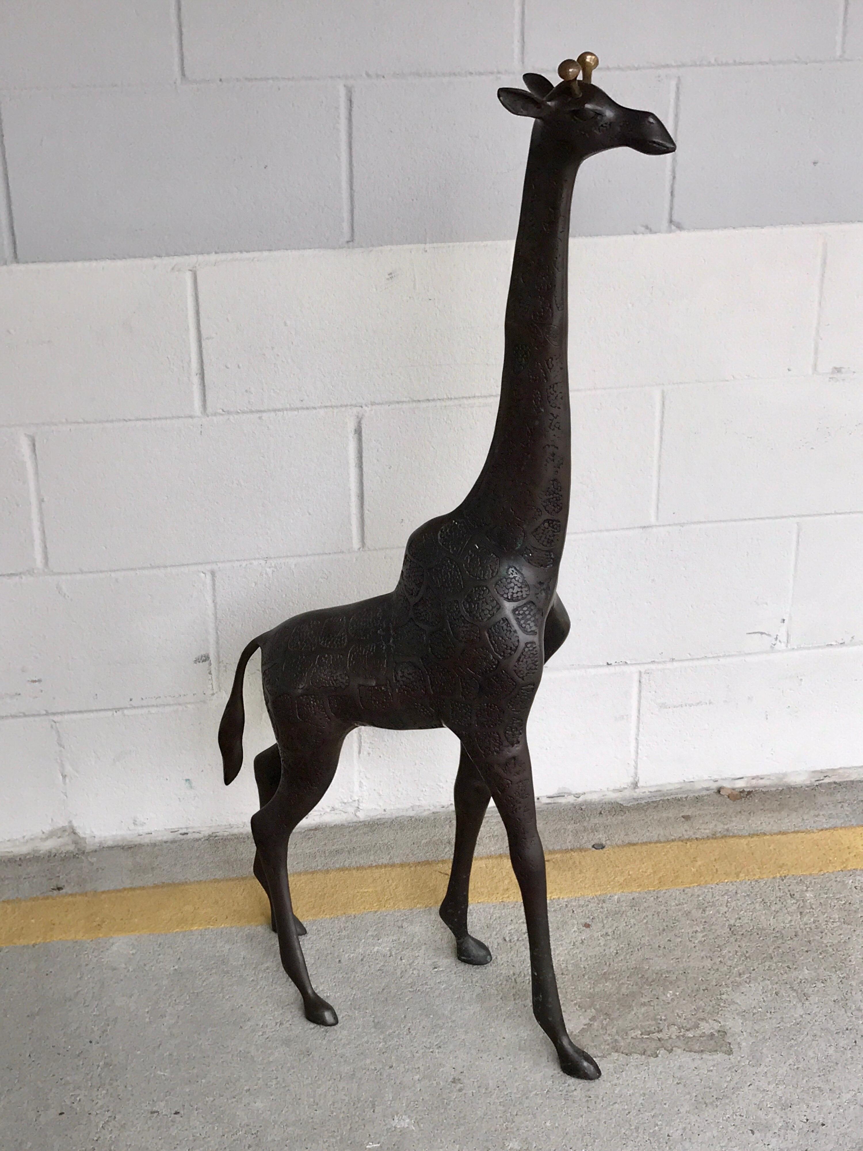 Midcentury Bronze Sculpture of a Giraffe For Sale 4