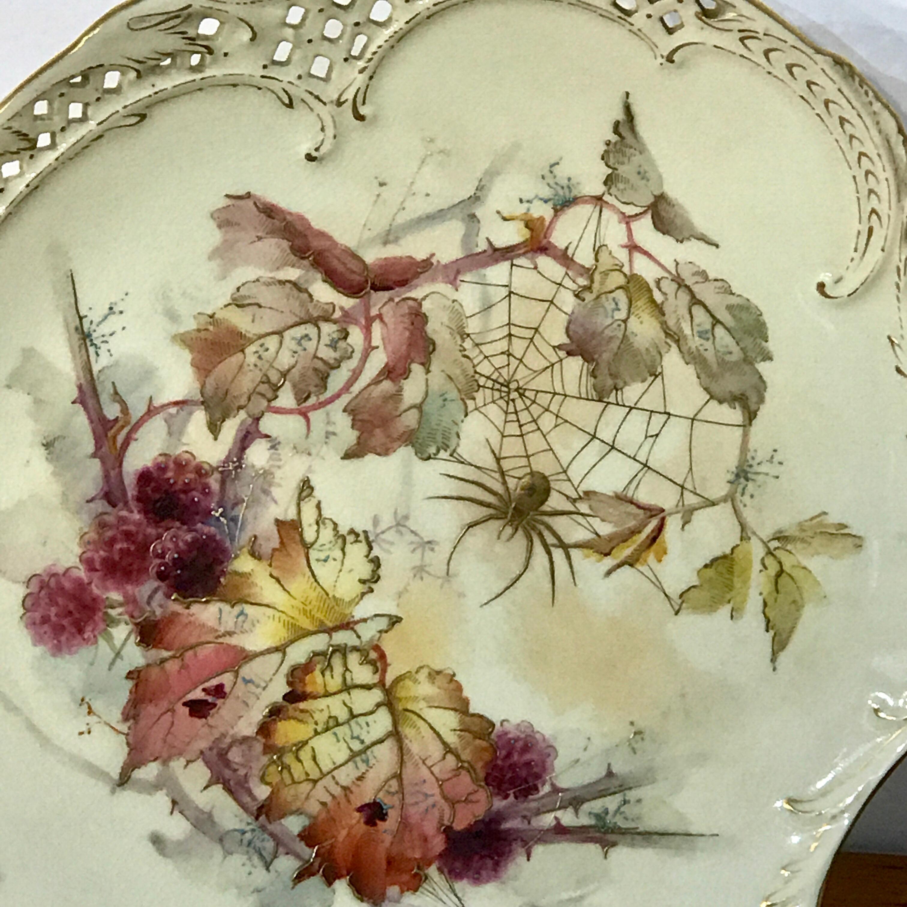 Eight Royal Worcester Aesthetic Cabinet Plates with Spider Web Decoration 5