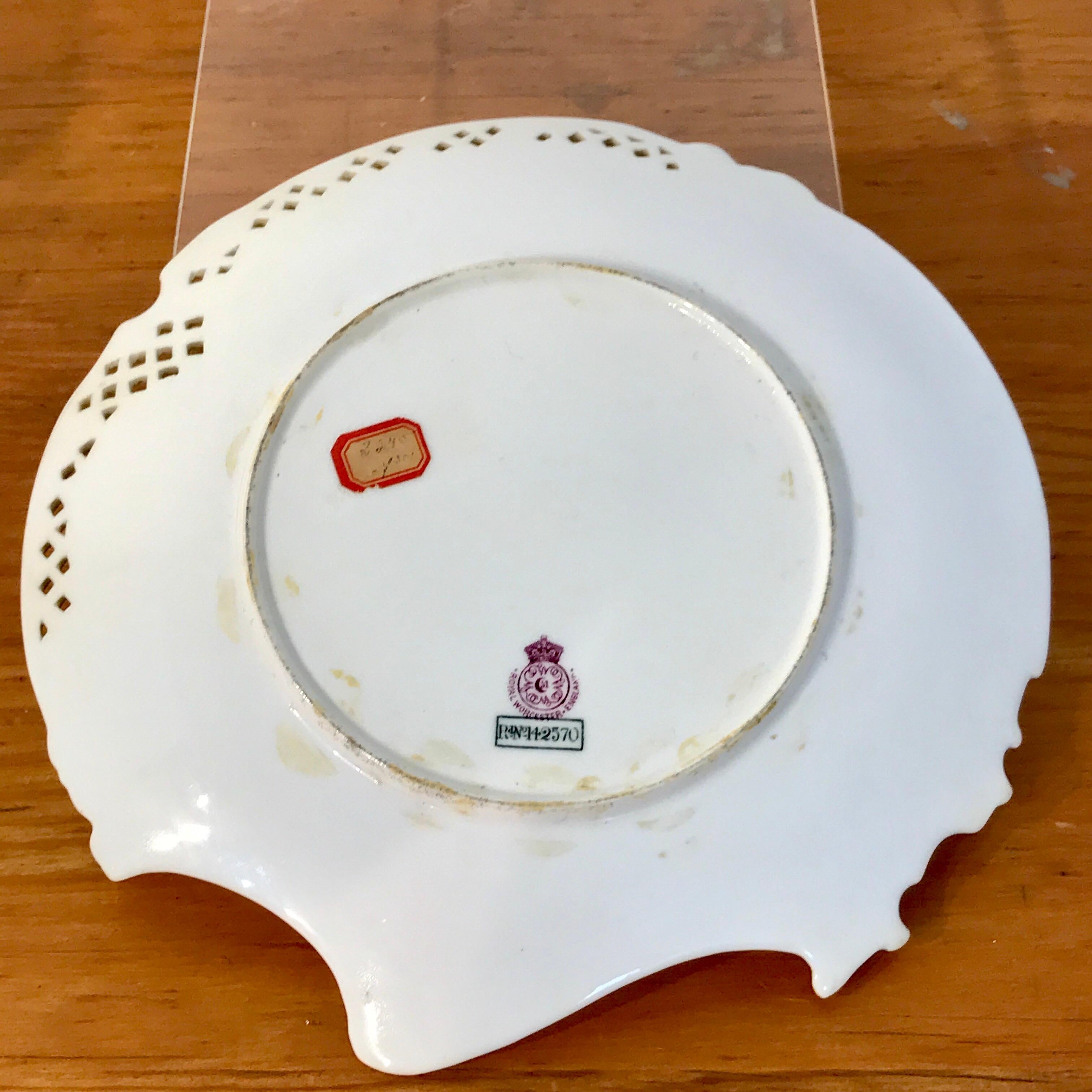 Eight Royal Worcester Aesthetic Cabinet Plates with Spider Web Decoration 7