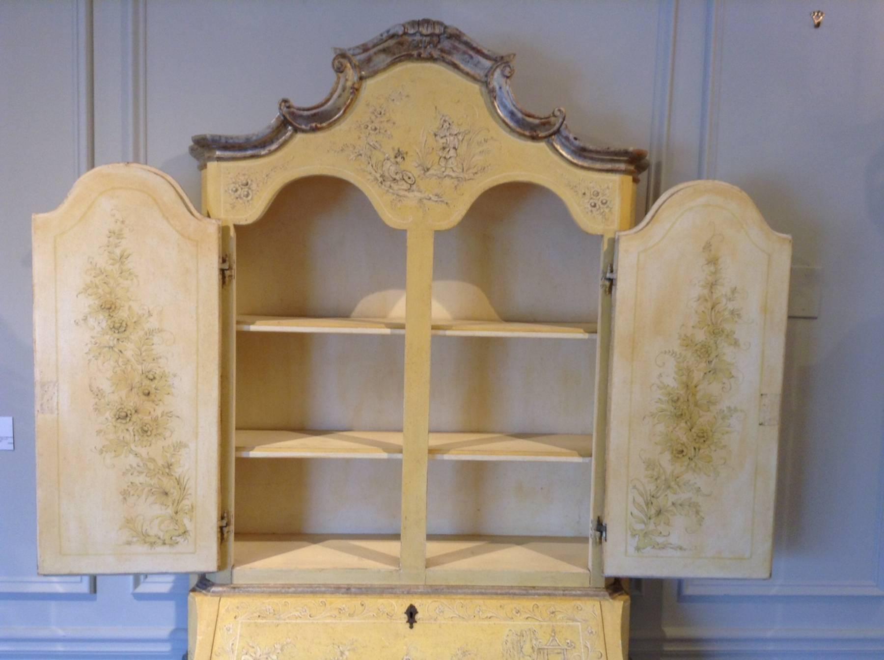 Hand-Painted Beautiful Venetian Chinoisere Yellow Painted Secretary