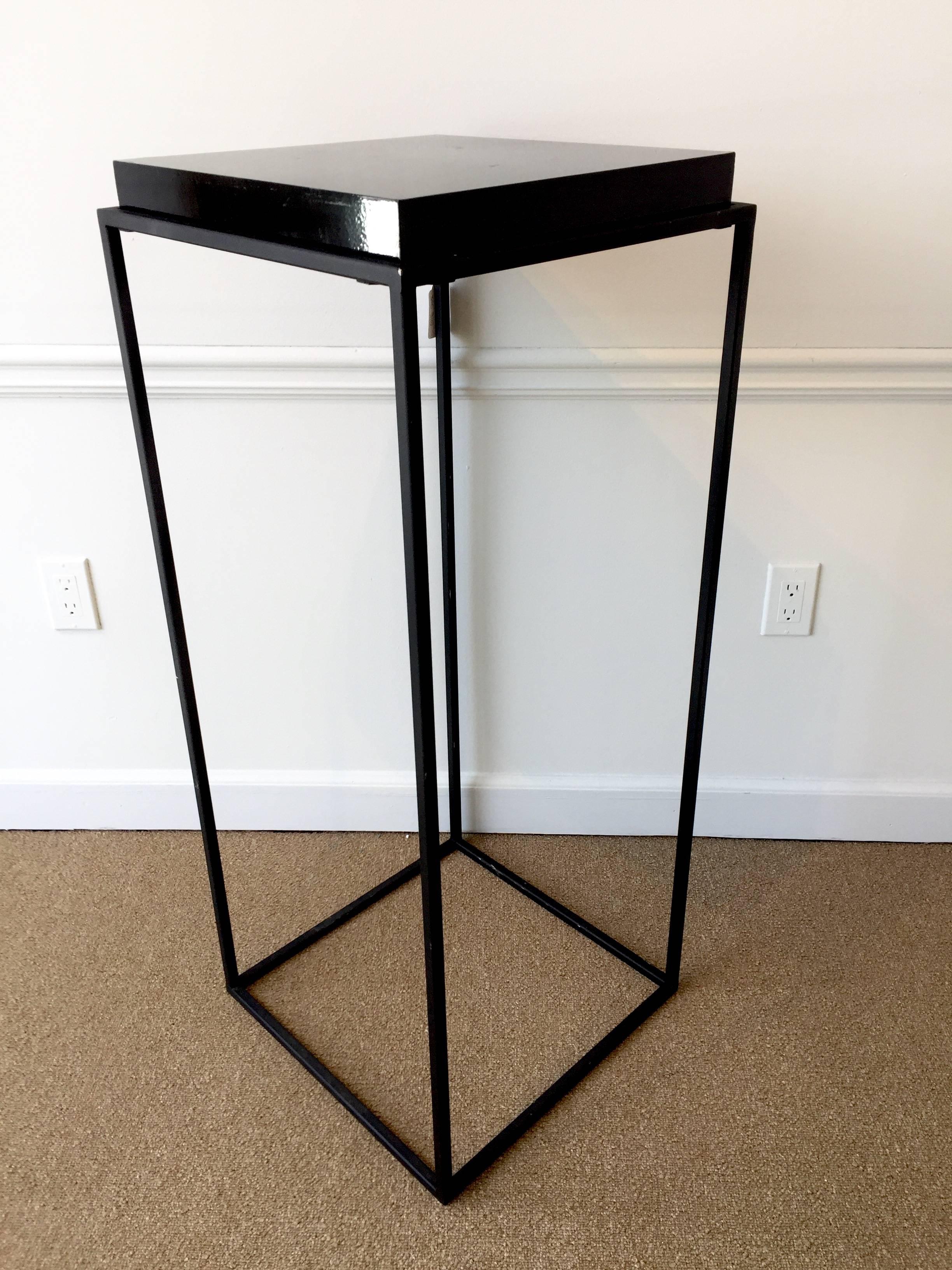 Enameled Pair of Modern Lacquer and Iron Pedestals