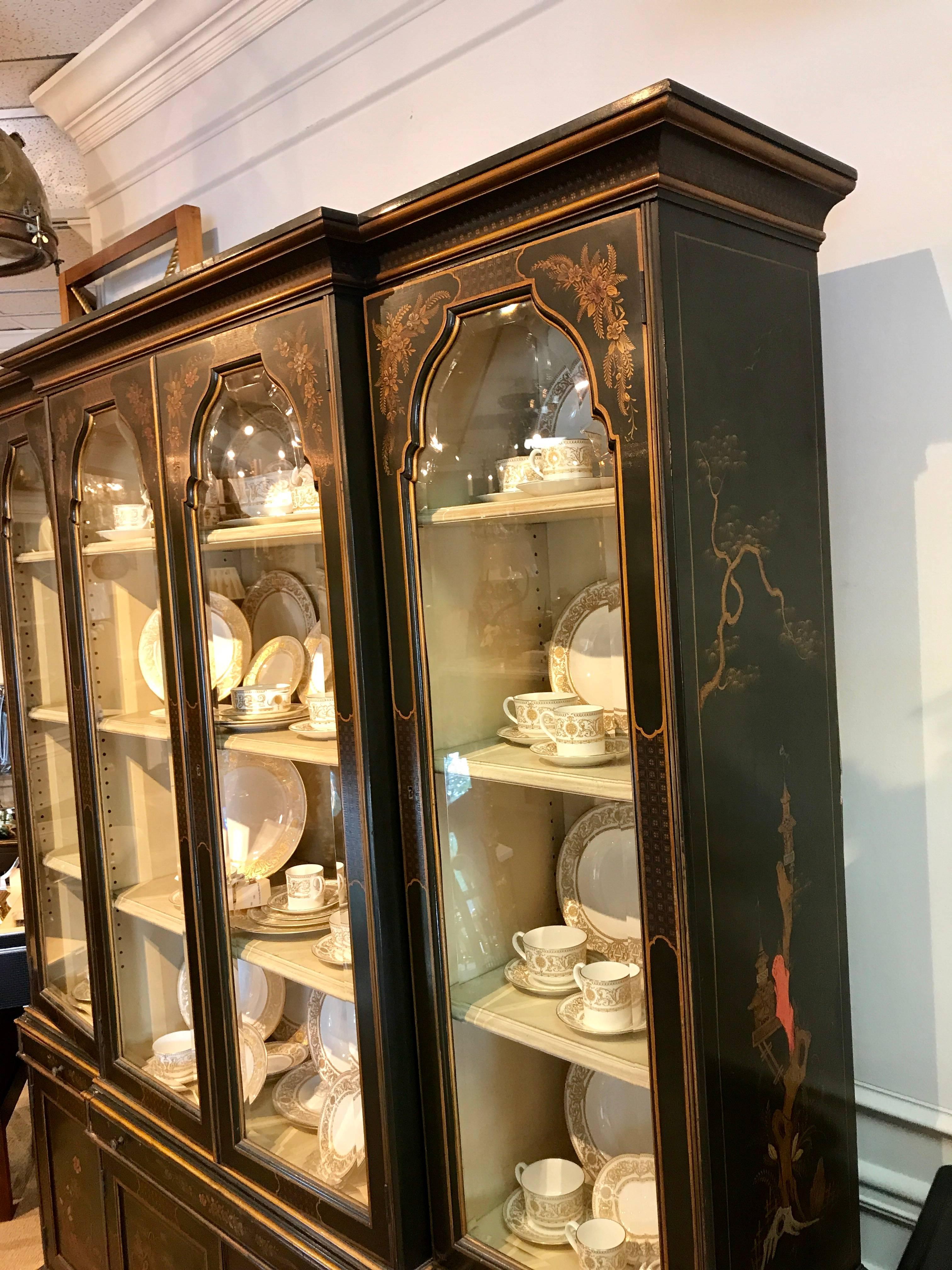 Glass Beautiful Georgian Style Chinoiserie Lacquered Breakfront