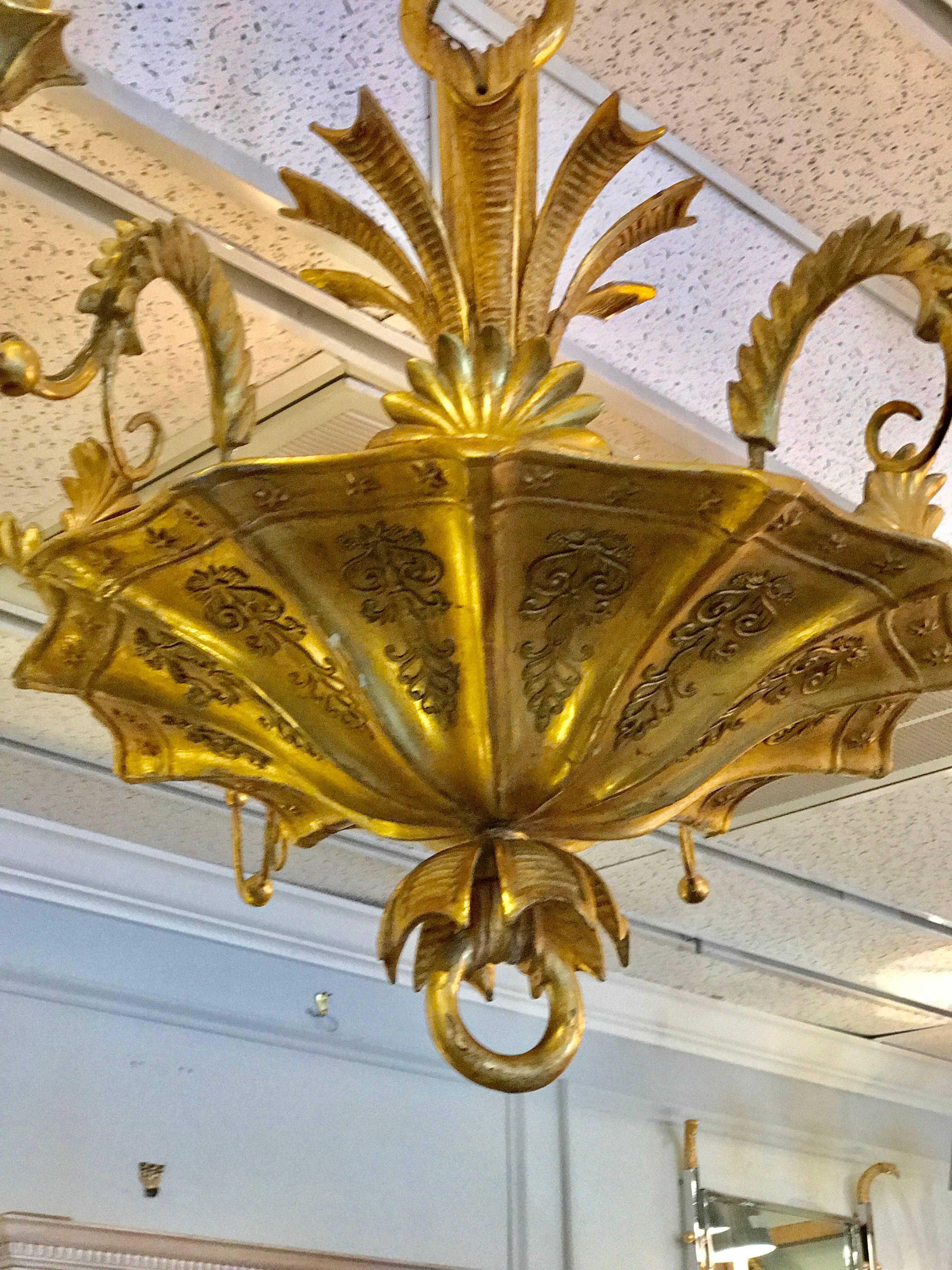 Antique Continental Giltwood Neoclassic Six-Light Chandelier In Good Condition In Atlanta, GA