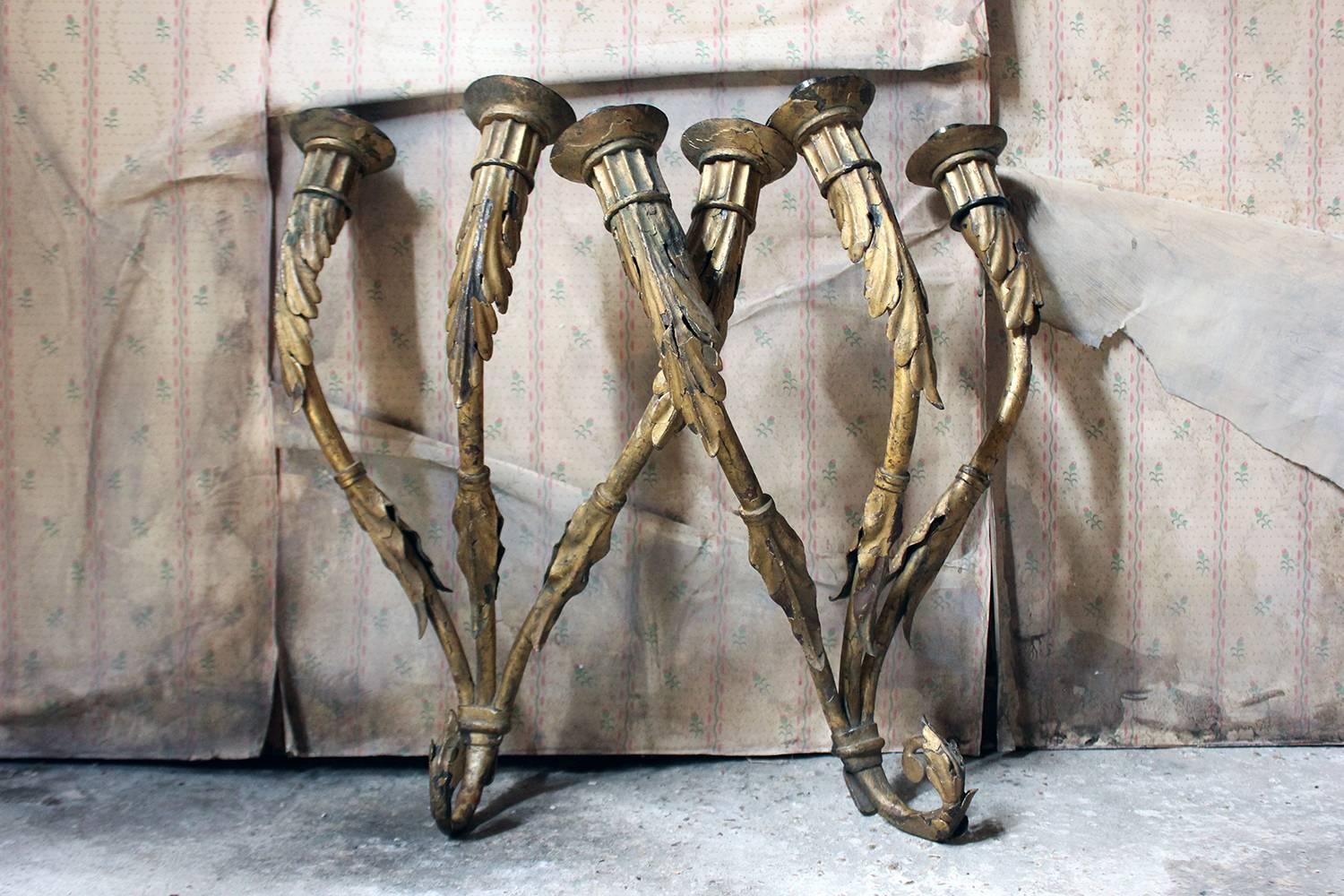 Pair of Italian Gilded Iron Wall Sconce Candelabra, circa 1770 In Good Condition In Bedford, Bedfordshire