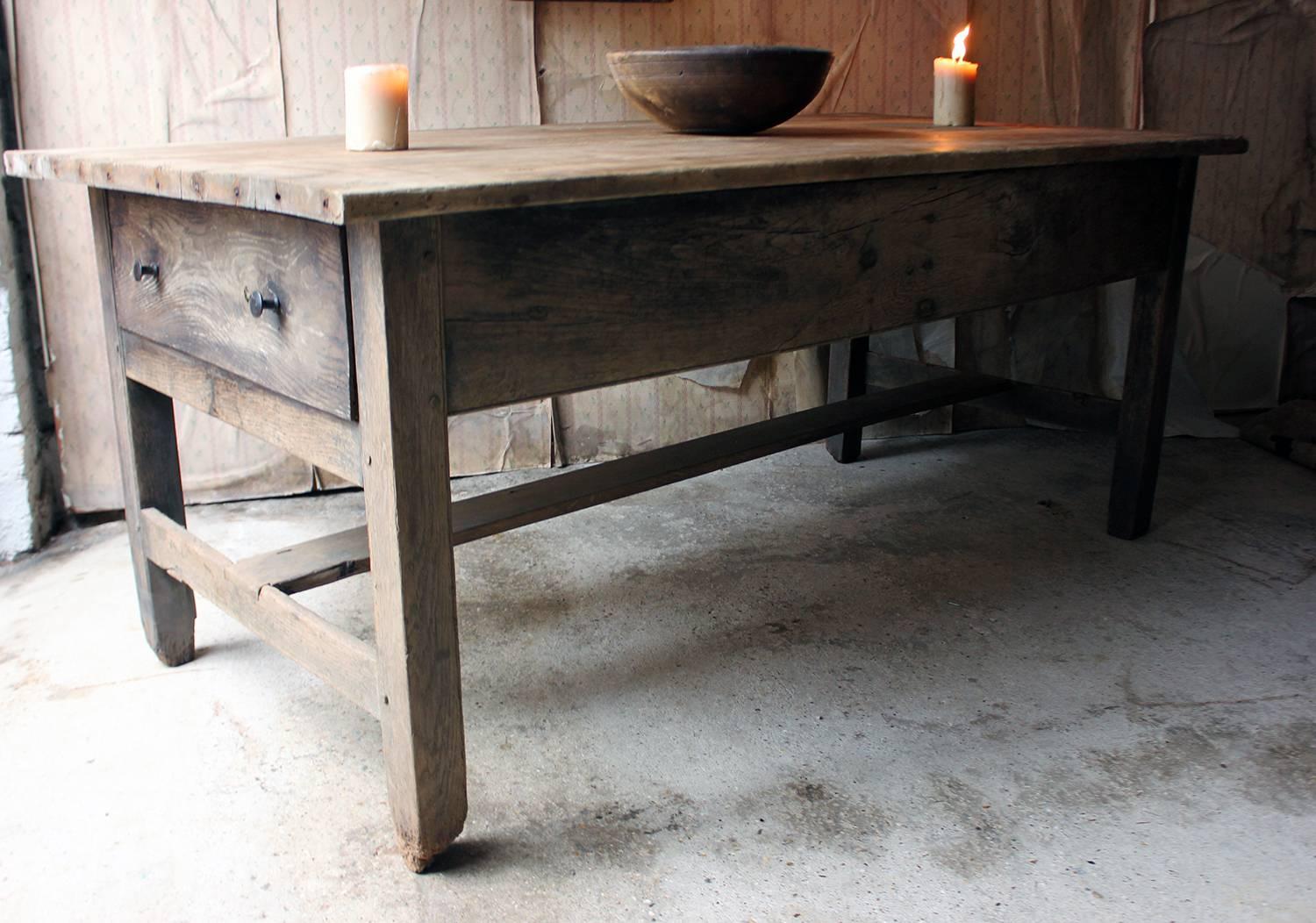 18th Century and Earlier Scarce 17th Century Welsh Oak and Pine Farmhouse Scullery Table, circa 1640-1660