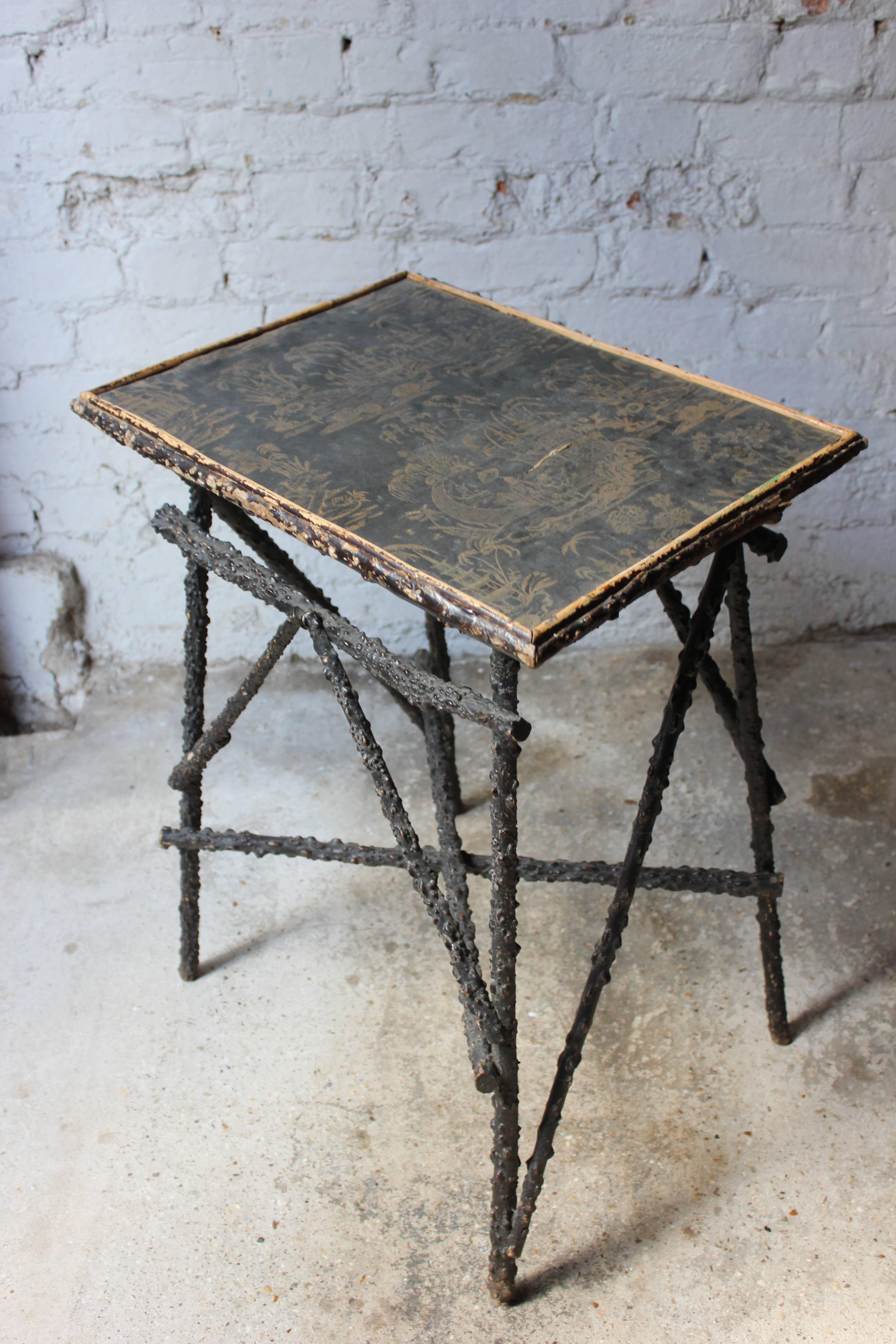 English Very Pretty circa 1860-1880 Ebonized and Chinoiserie Decorated Twig Table