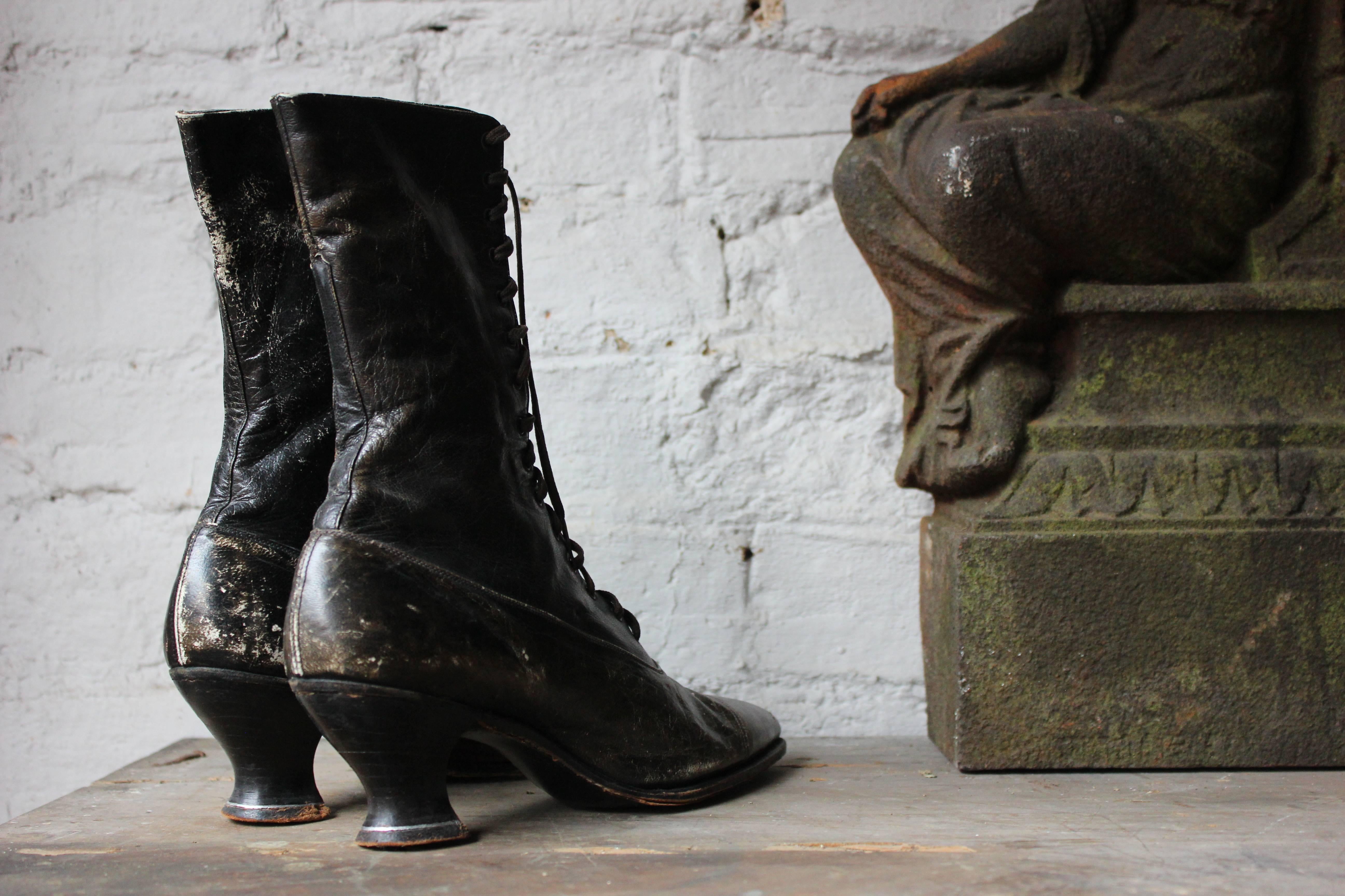 19th Century Pair of Ladies Victorian High-Top Leather Boots, circa 1890