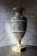 Very Fine and Large Italian Neoclassical Carved Brèche Violette Marble Vase