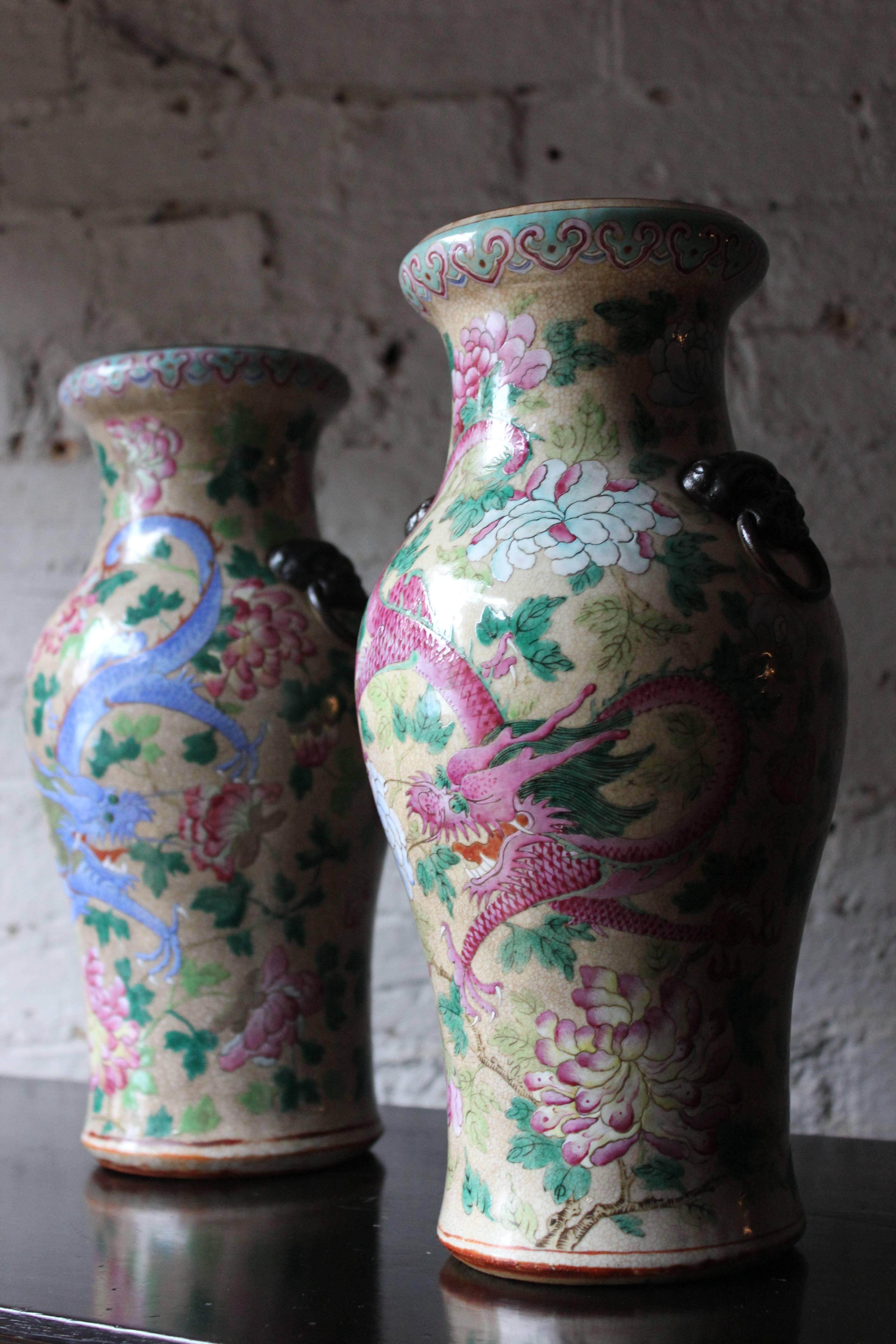 Intriguing Pair of Chinese Famille Rose Porcelain Vases, circa 1790-1810 In Good Condition In Bedford, Bedfordshire