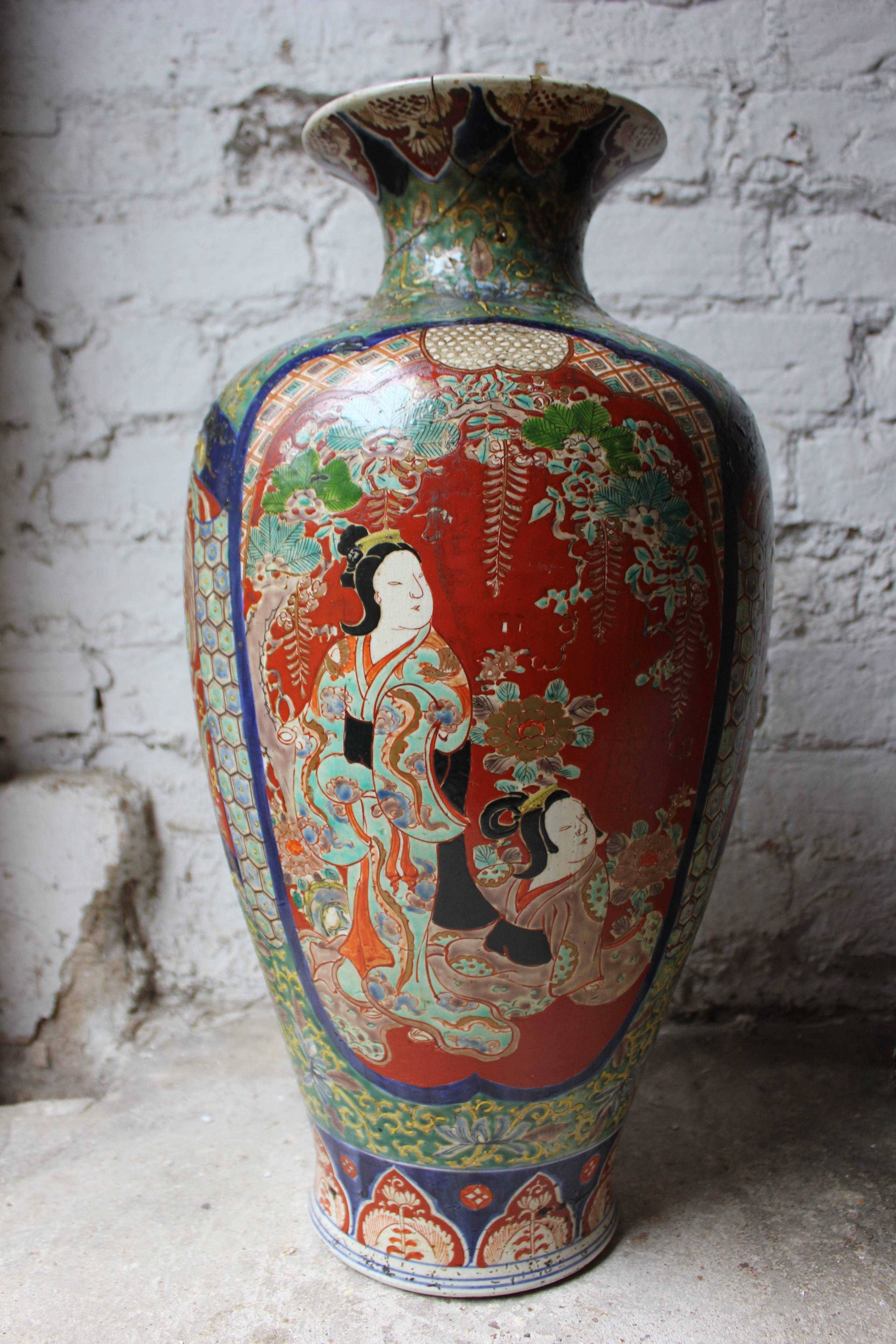 Fired Large Mid-18th Century Japanese Porcelain Kutani Vase, circa 1740