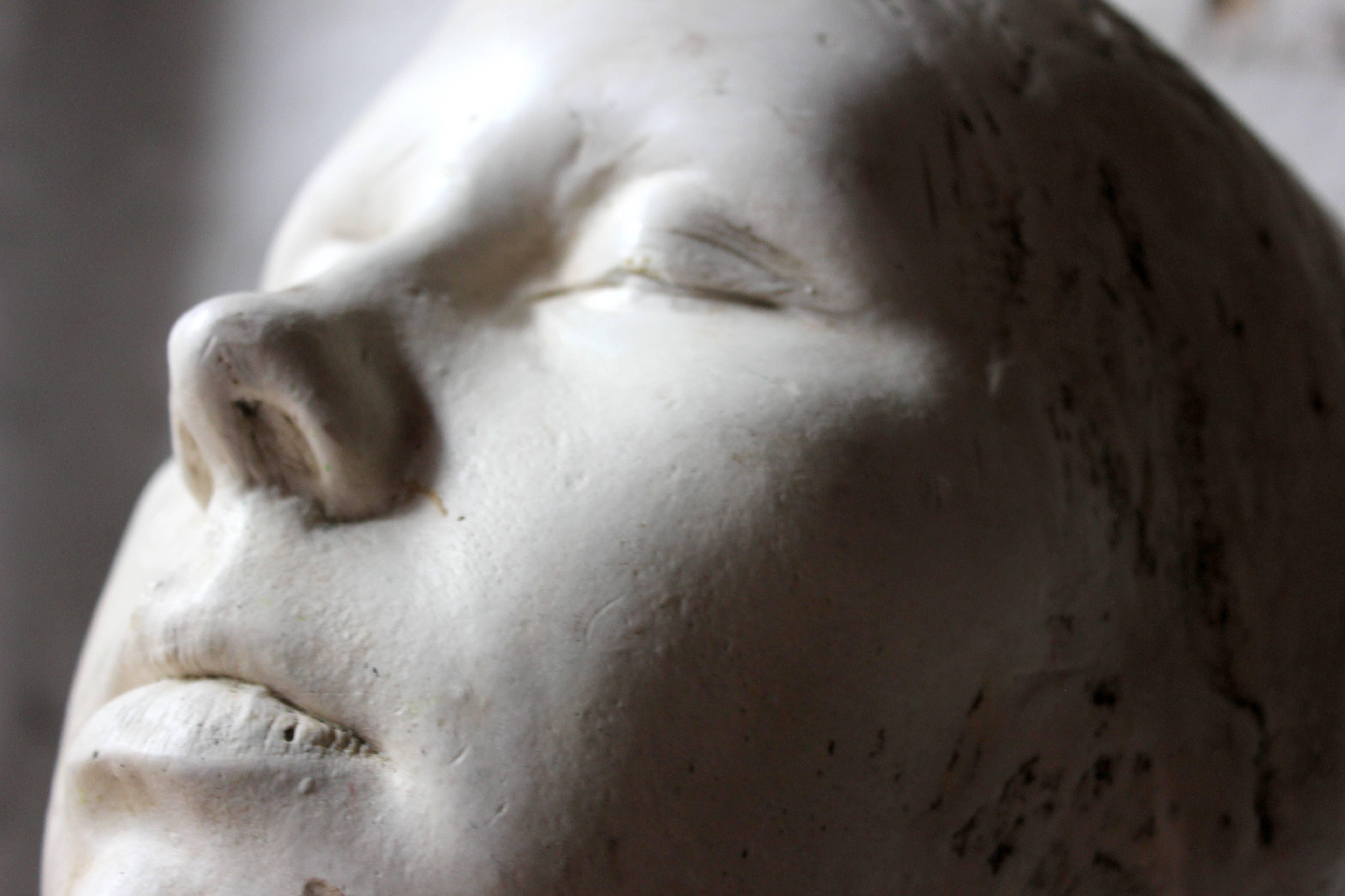 Cast Very Good 20th Century Plaster Death Mask of a Female