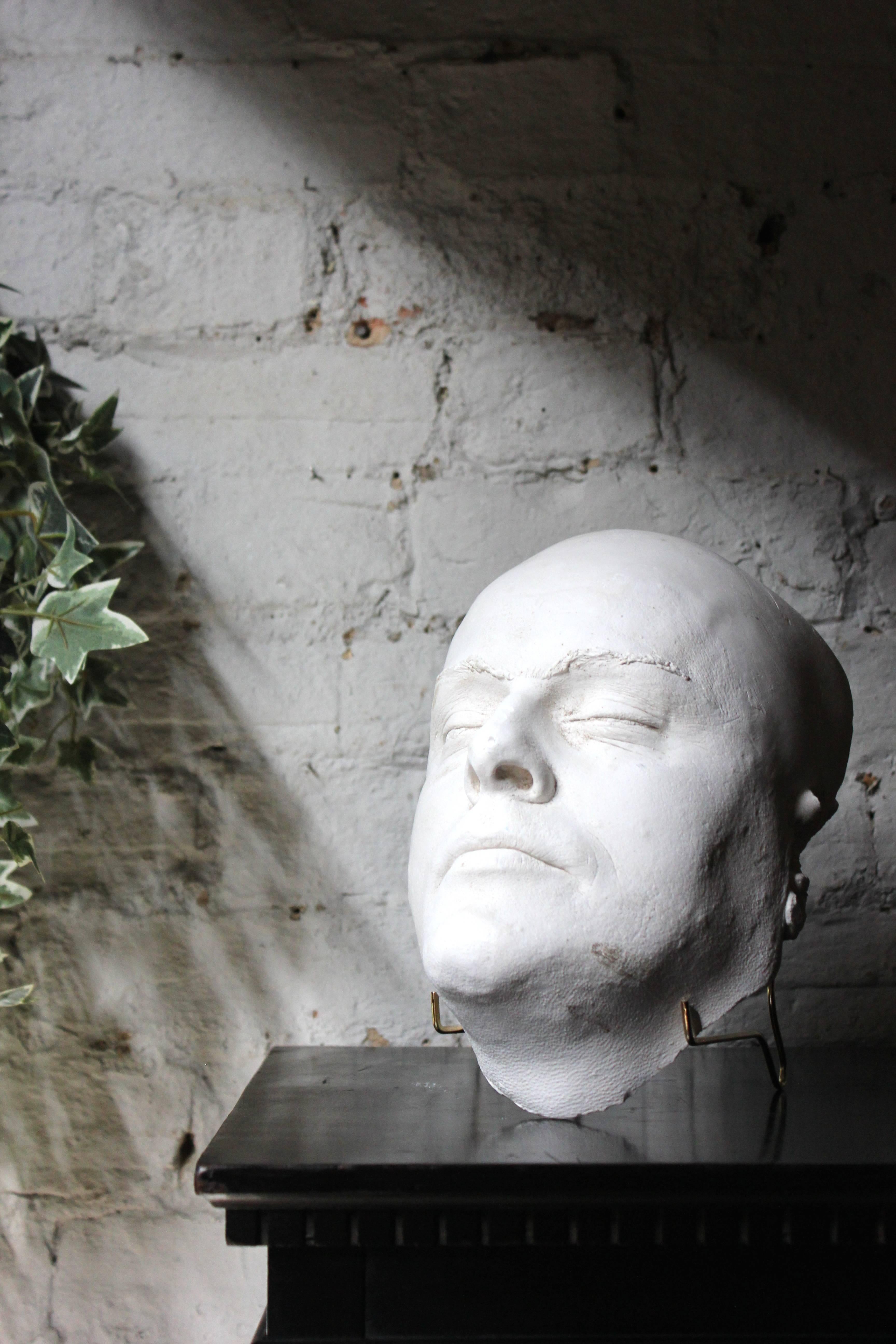 Good 20th Century Plaster Death Mask of a Burly Gentleman 2