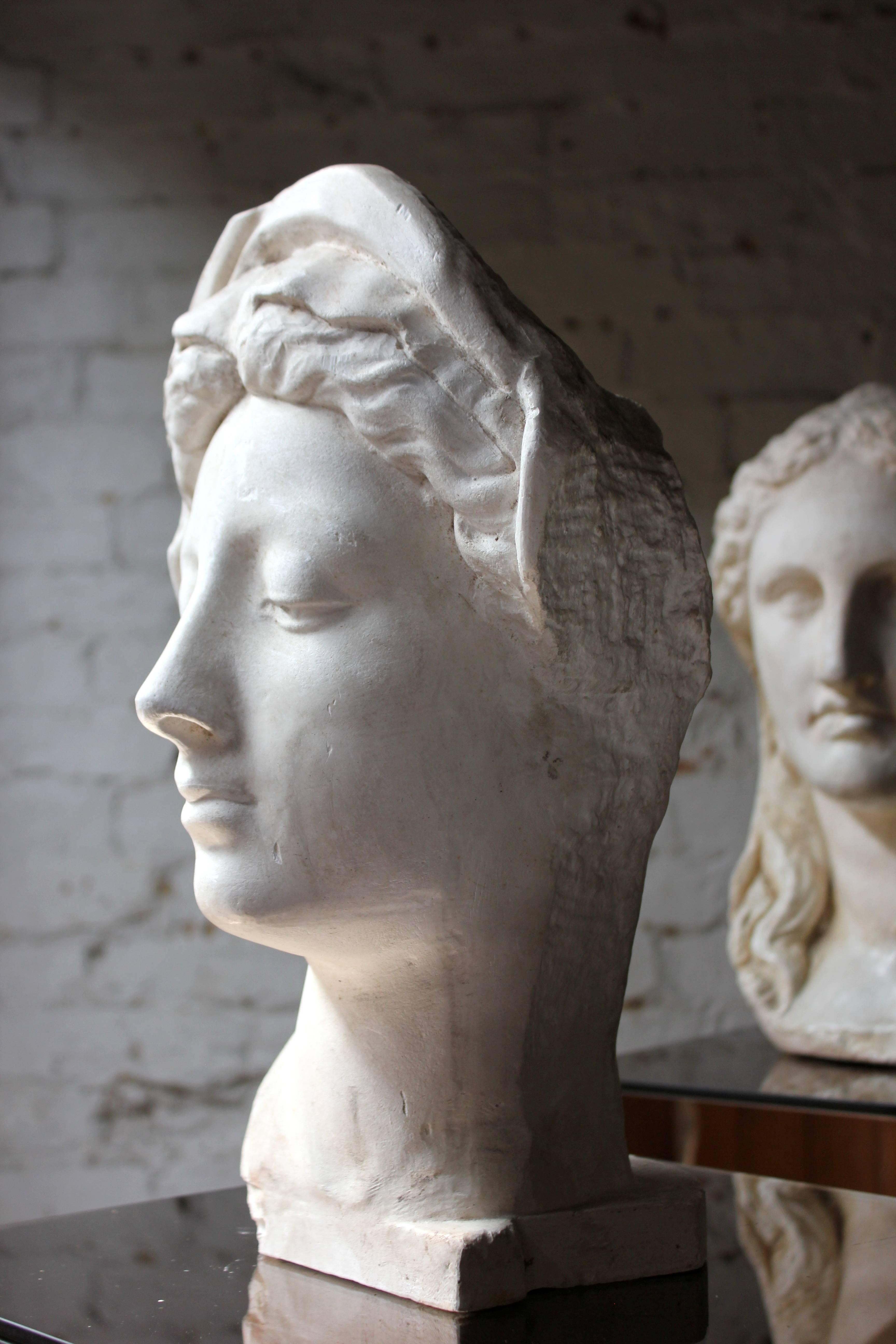 Highly Decorative Group of Five 20th Century Plaster Portrait Head Studies In Good Condition In Bedford, Bedfordshire