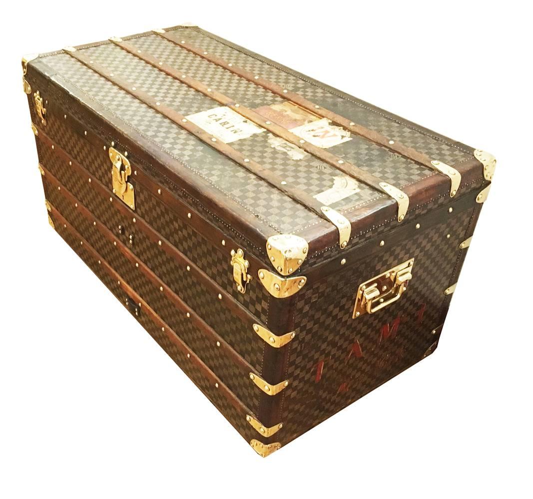 Late Victorian Louis Vuitton Damier Patterned Courier Trunk, circa 1890 For Sale